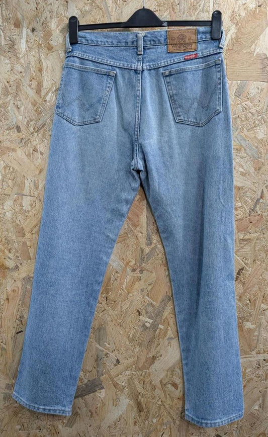 Wrangler Light Blue Jeans W32 L30 Made in USA Straight Leg Regular Fit Stonewash