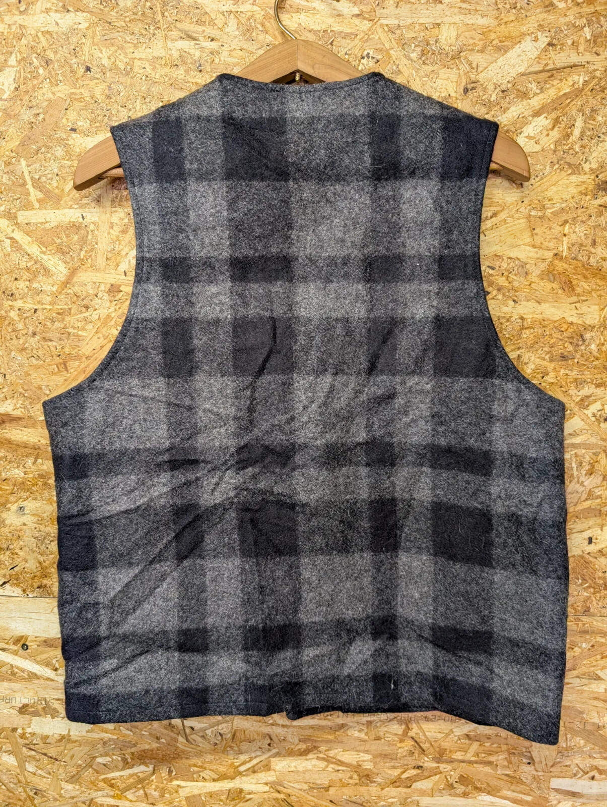 Filson Mackinaw Check Wool Vest Men Large 42 Grey Black Gilet USA Pocket Plaid