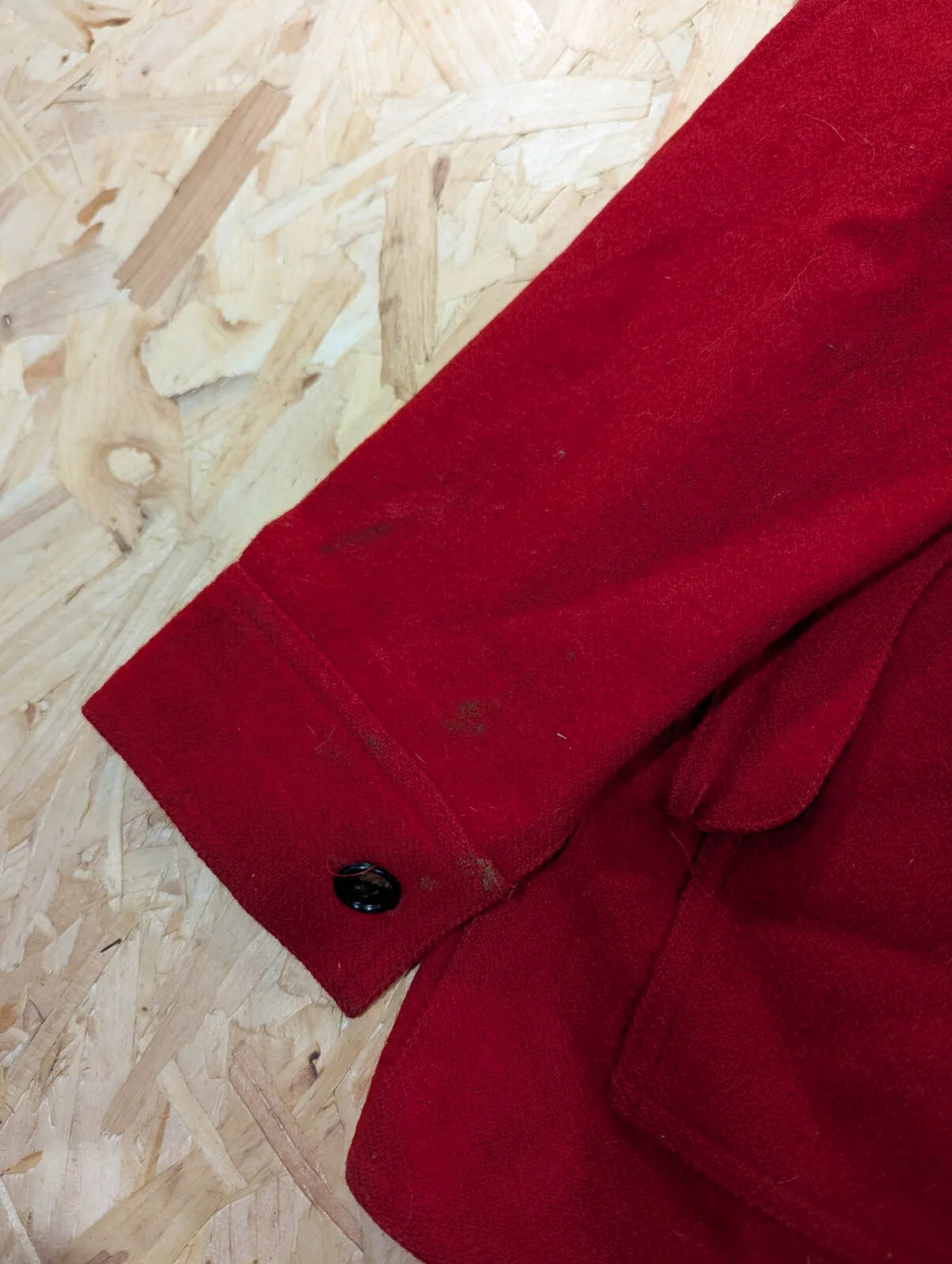 Filson Mackinaw Cruiser Jacket Mens Small Crimson Red Virgin Wool USA Vintage