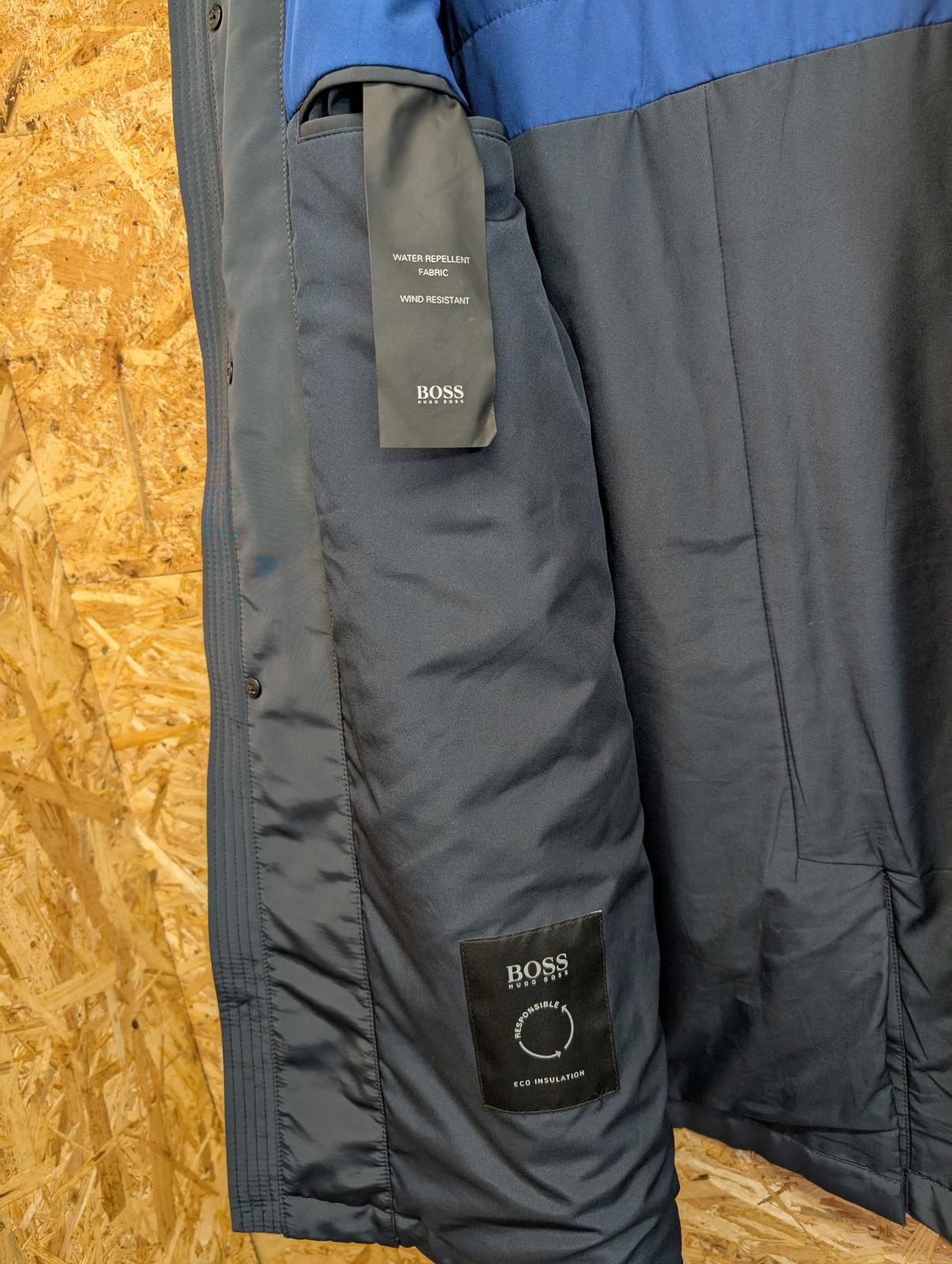 Boss Car Coat Mac Mens Size Medium 40 Navy Blue Black Waterproof Insulated 50