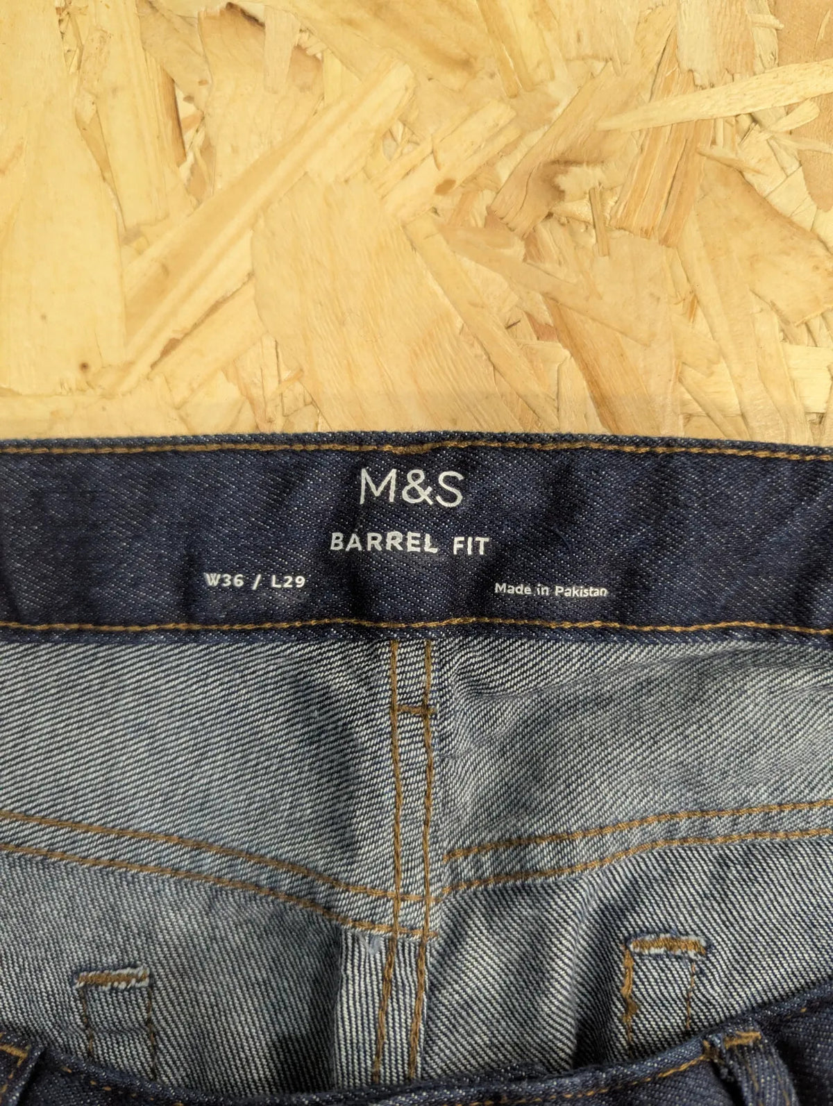 M&S Barrel Fit Jeans Mens W36 L29 Dark Blue Wash Denim Five Pocket Marks Baggy