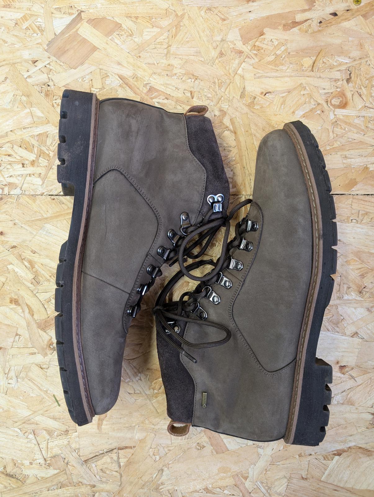Clarks Gore-Tex Leather Boots Size UK 10 EU 44 Batcombe Alp Nubuck Dark Brown