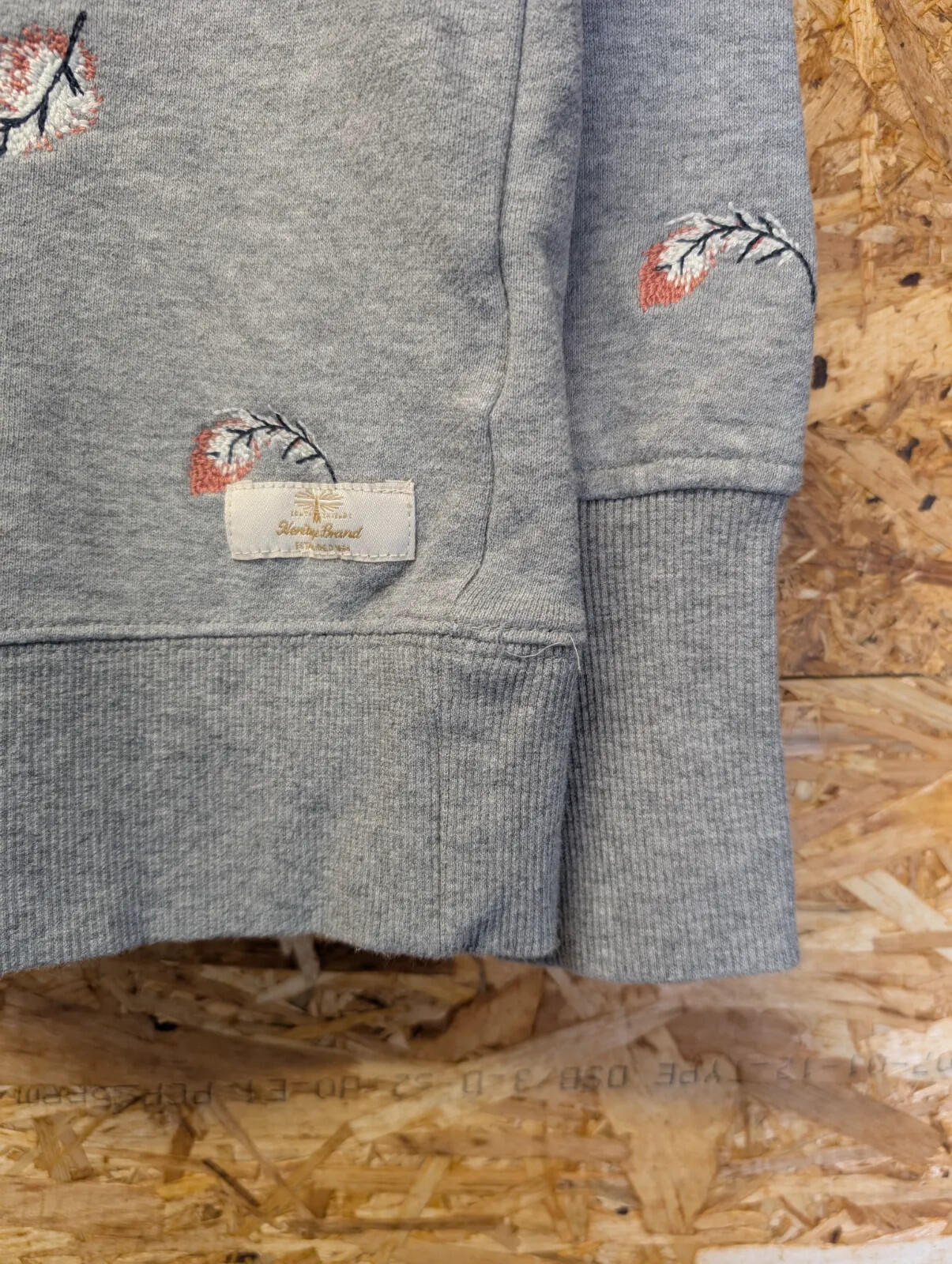 Barbour Fell Sweatshirt Womens Size 10 Grey Cotton Feather Embroidery Crew