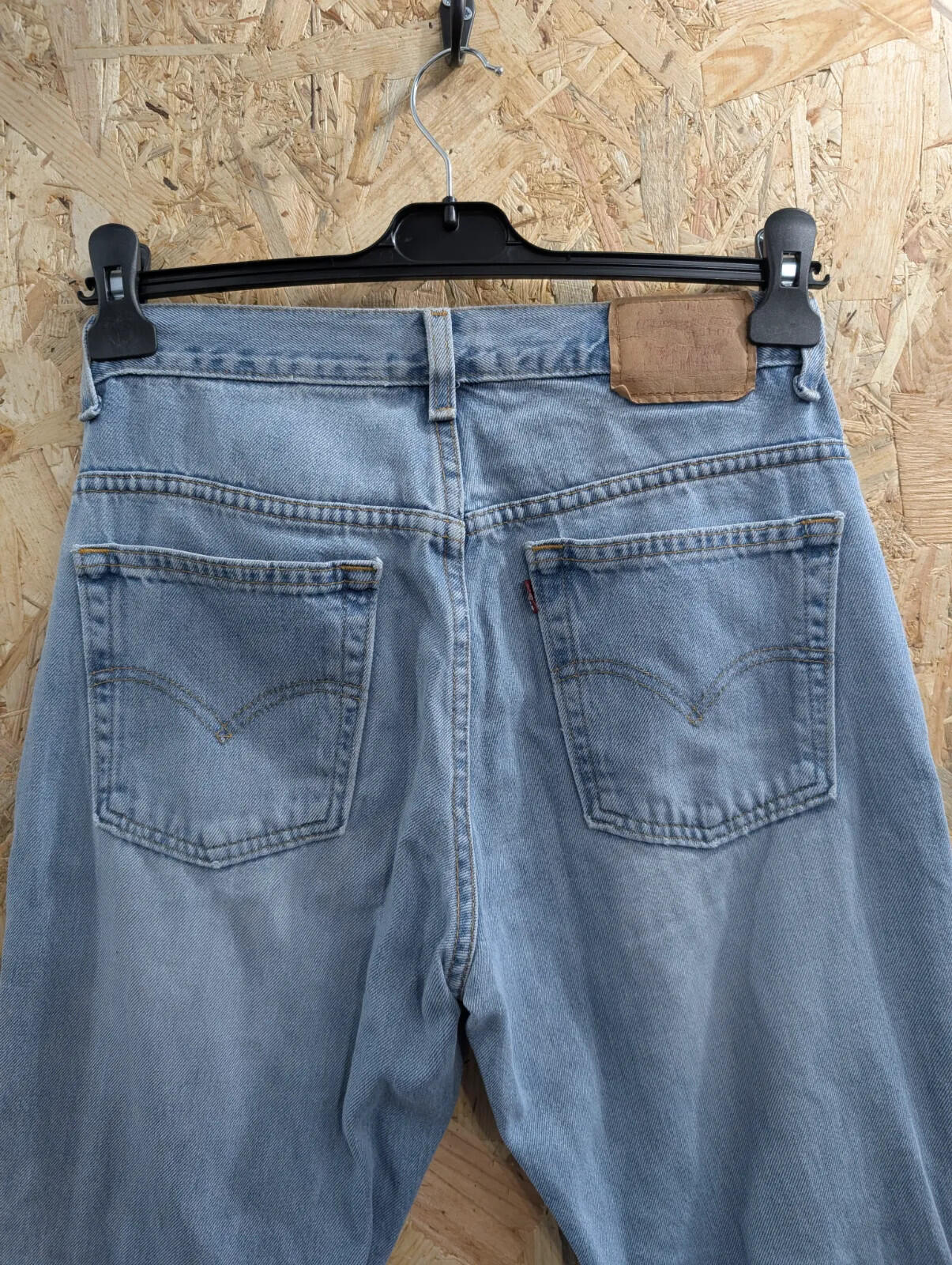 Vintage Levis 505 Jeans Mens W28 L32 Light Blue Denim Lower Rise USA Made 80s