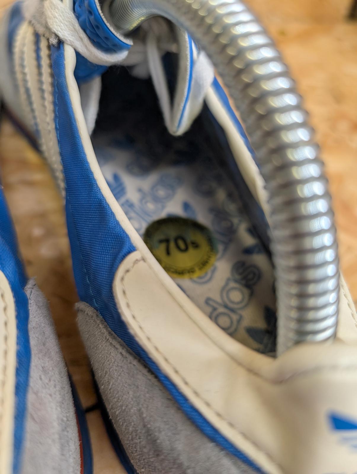 Retro Adidas Originals UK 9 EU 43 SL 72 VIN Vintage Blue White Red Lace Up