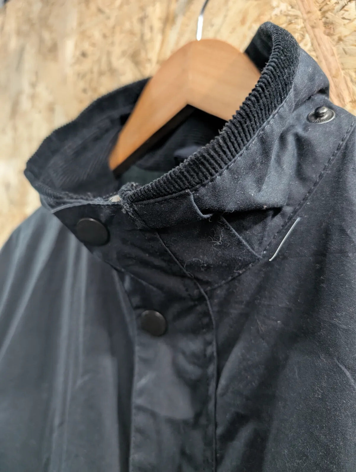 Barbour Gailey Wax Jacket Men Medium Navy Blue Waxed Cotton Padded Cord Collar