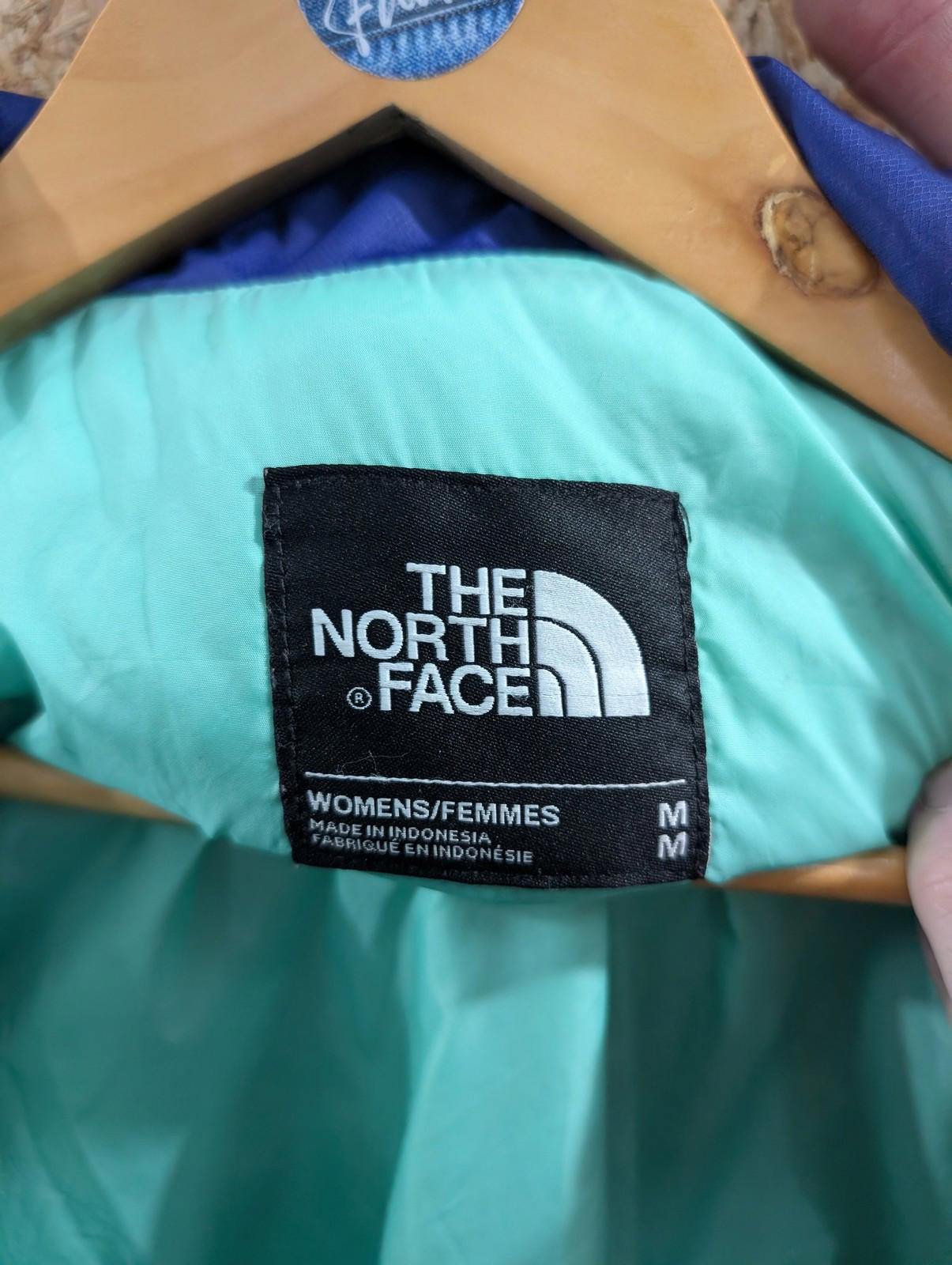 The North Face Women's Jacket Medium Quilted Zip Purple Blue Turquoise Outdoor