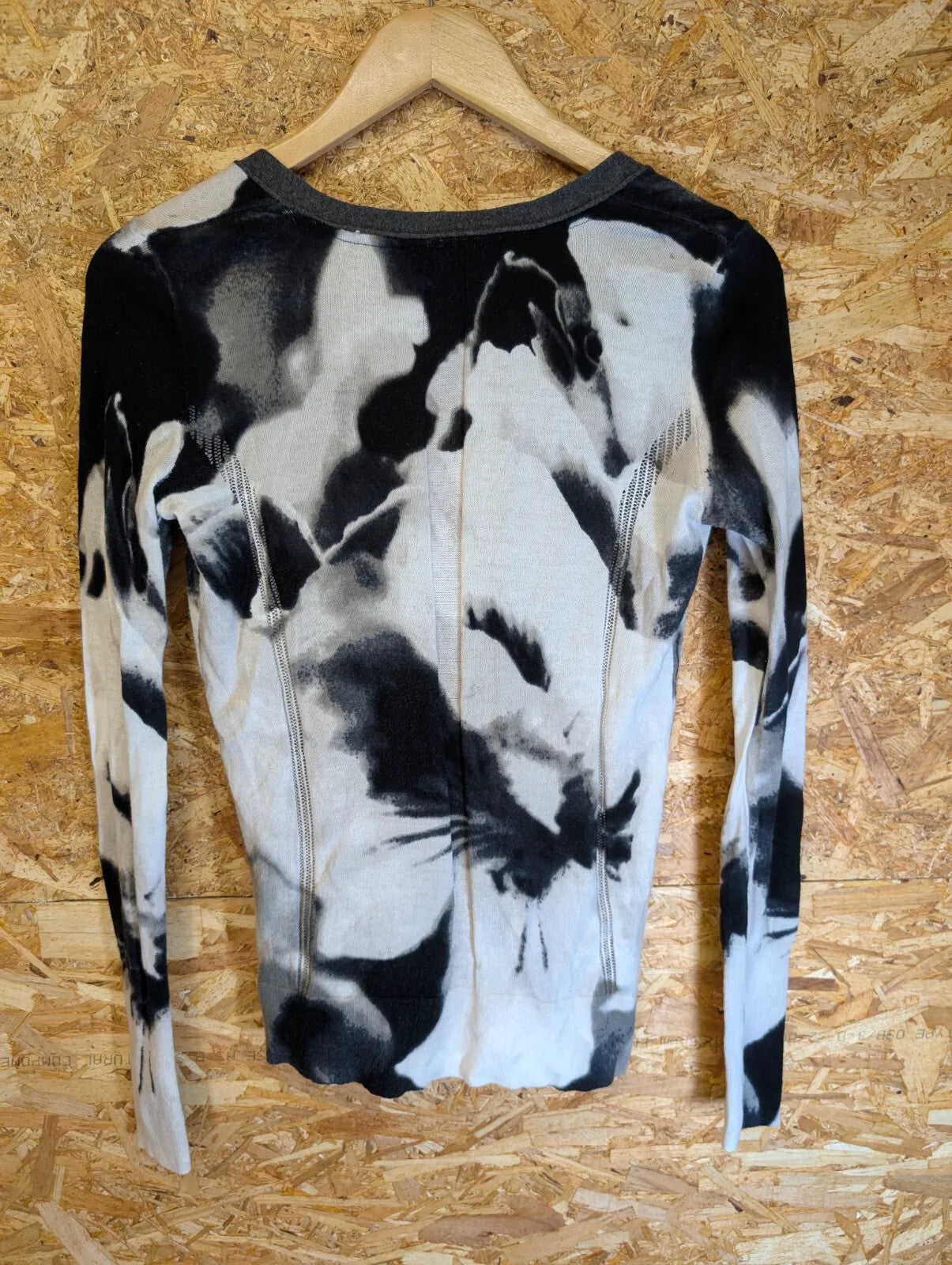 Simply Vera Wang Cardigan Womens XS Black White V-Neck Knitted Abstract Tie-Dye