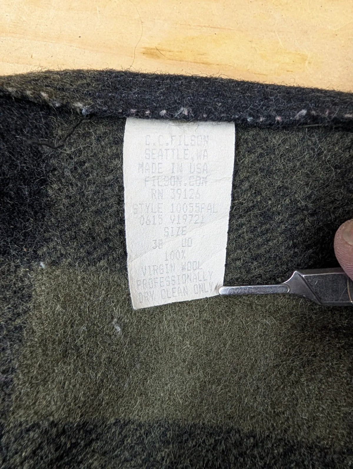 Filson Mackinaw Check Wool Vest Men Small 38 Green Black Gilet USA Pocket Plaid