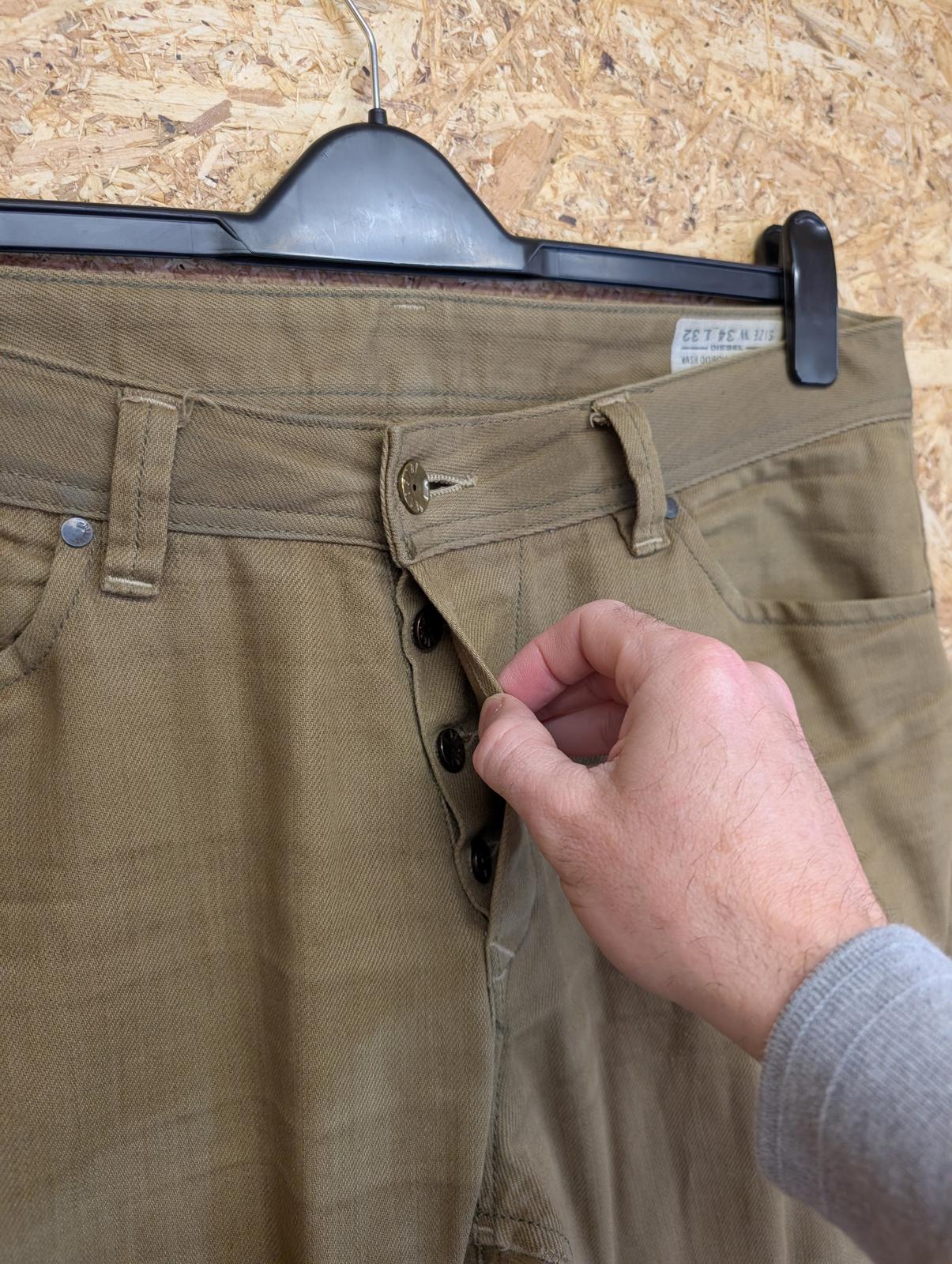 Diesel Darron W34 L32 Beige Tan Brown Jeans Regular Slim Tapered Zip Fly