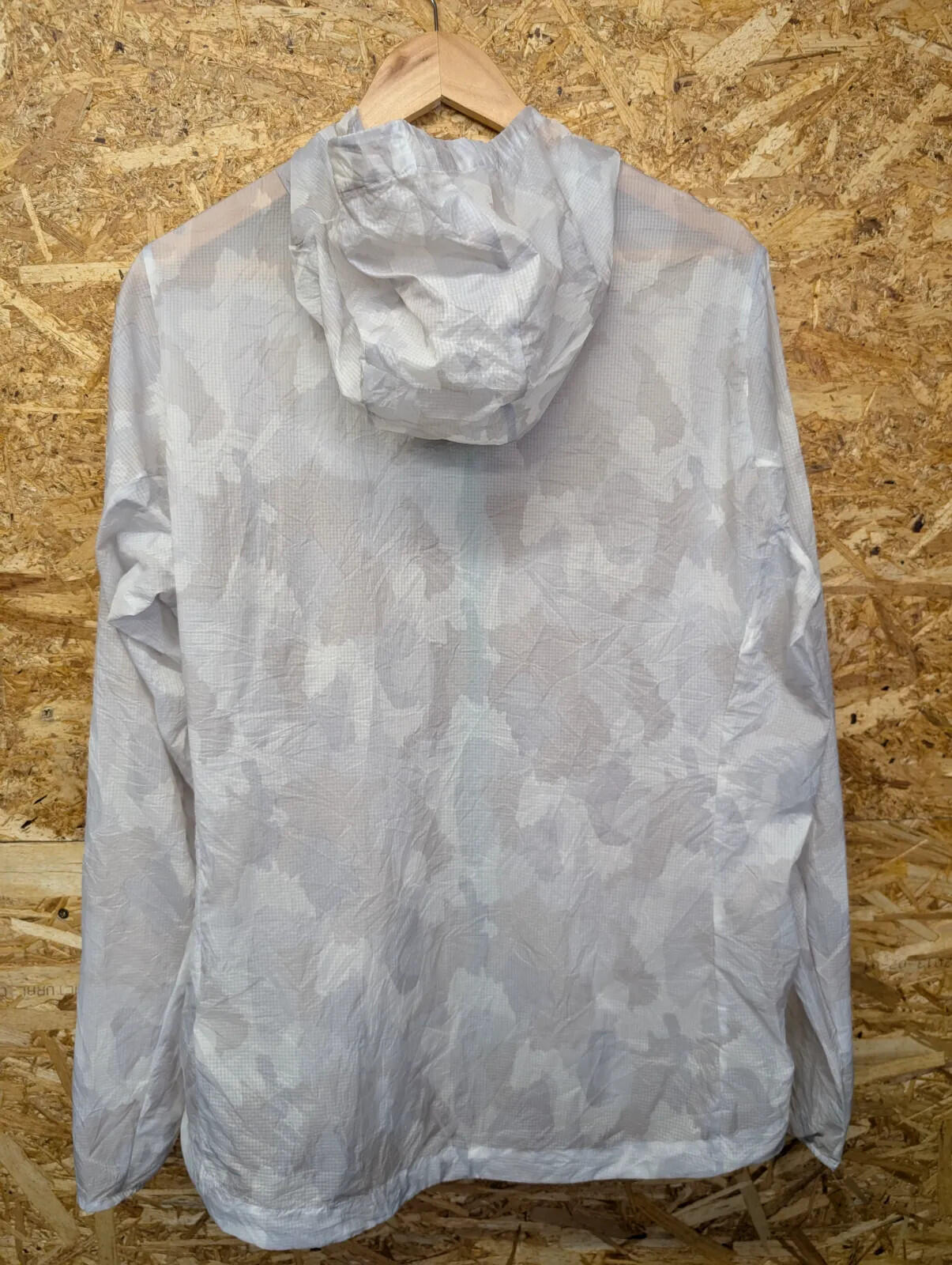 Patagonia Houdini Jacket Womens XL White Grey Camouflage Lightweight Hooded Full