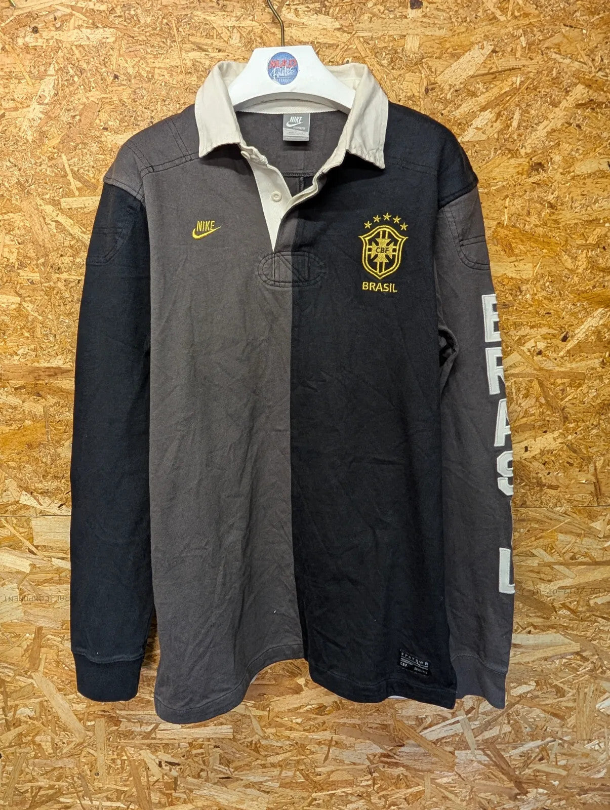 Brazil 2011 Top Medium Long Sleeve Casual Polo Football Shirt Soccer Nike Rugby