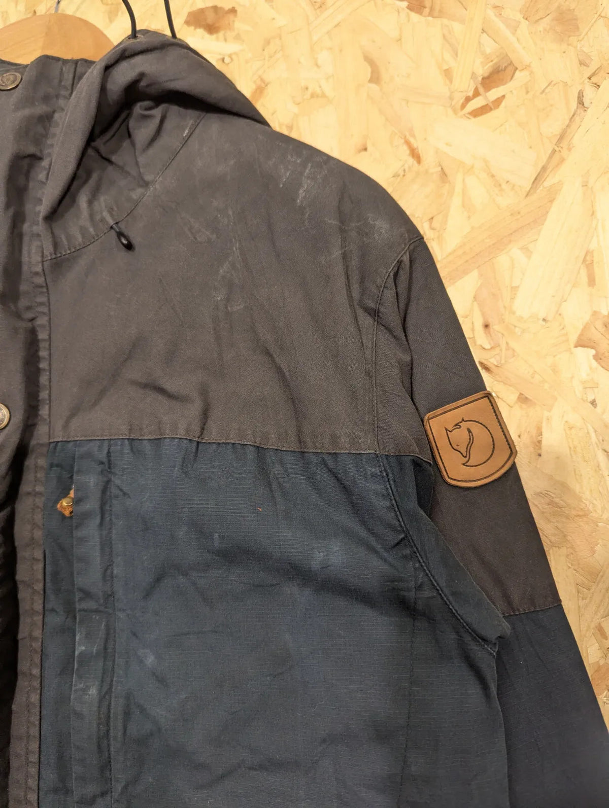 Fjallraven Skogso G1000 Jacket Mens Large Black Navy G-Loft Wax Hooded Supreme