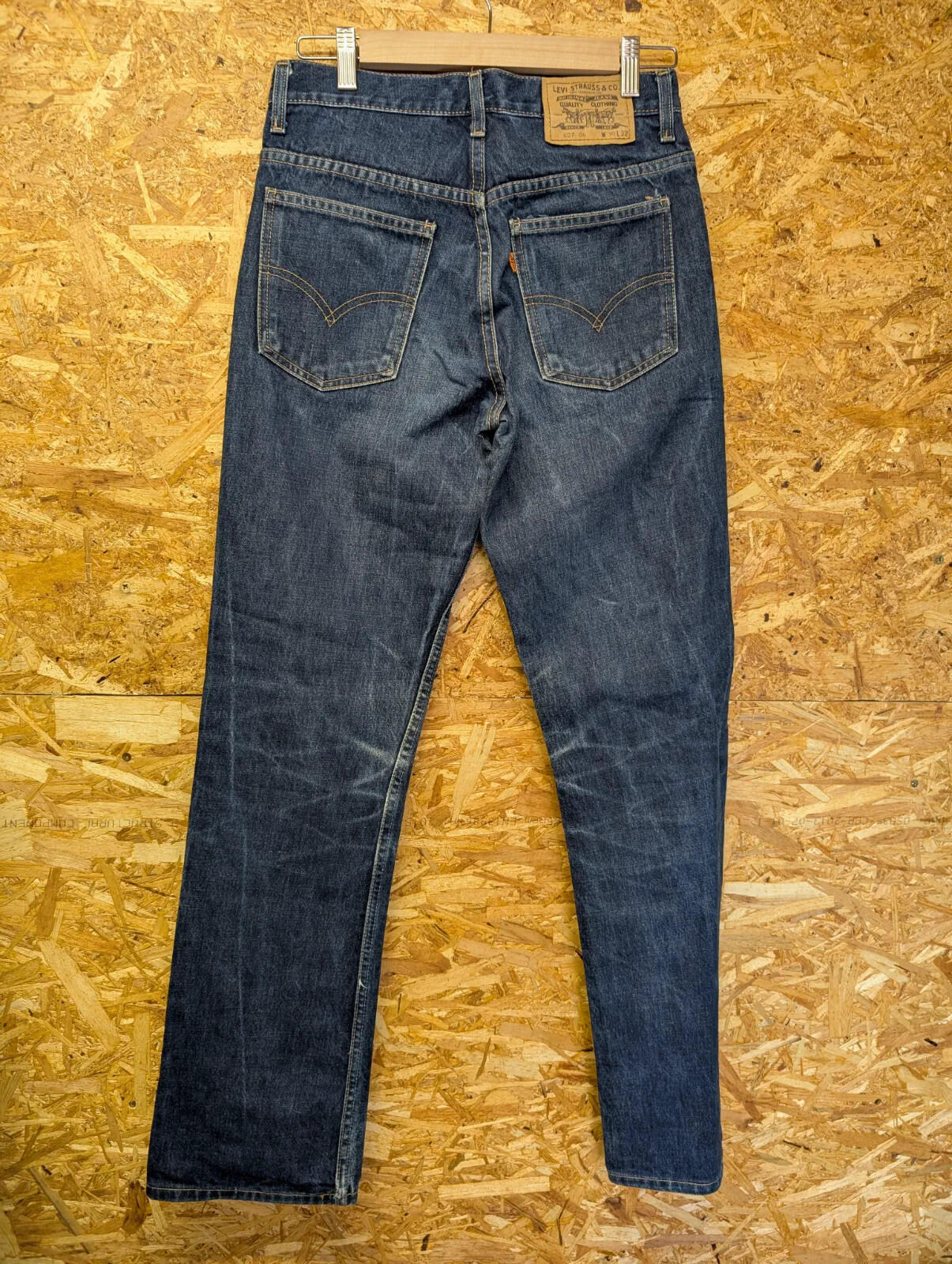 Vintage Levis 607 Jeans Mens W30 L32 Dark Blue Wash Denim Button Orange Tab 90s