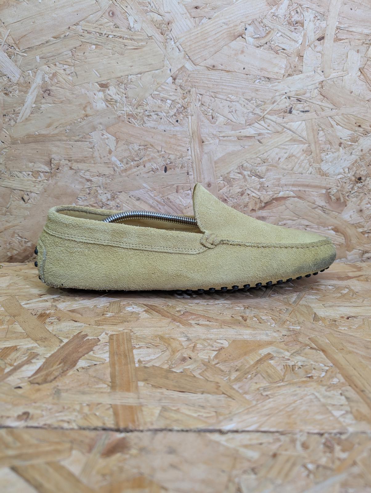 Tods Yellow Suede Gommino Mens 9 UK 43 EU Driving Shoes Slip On Leather Boxed