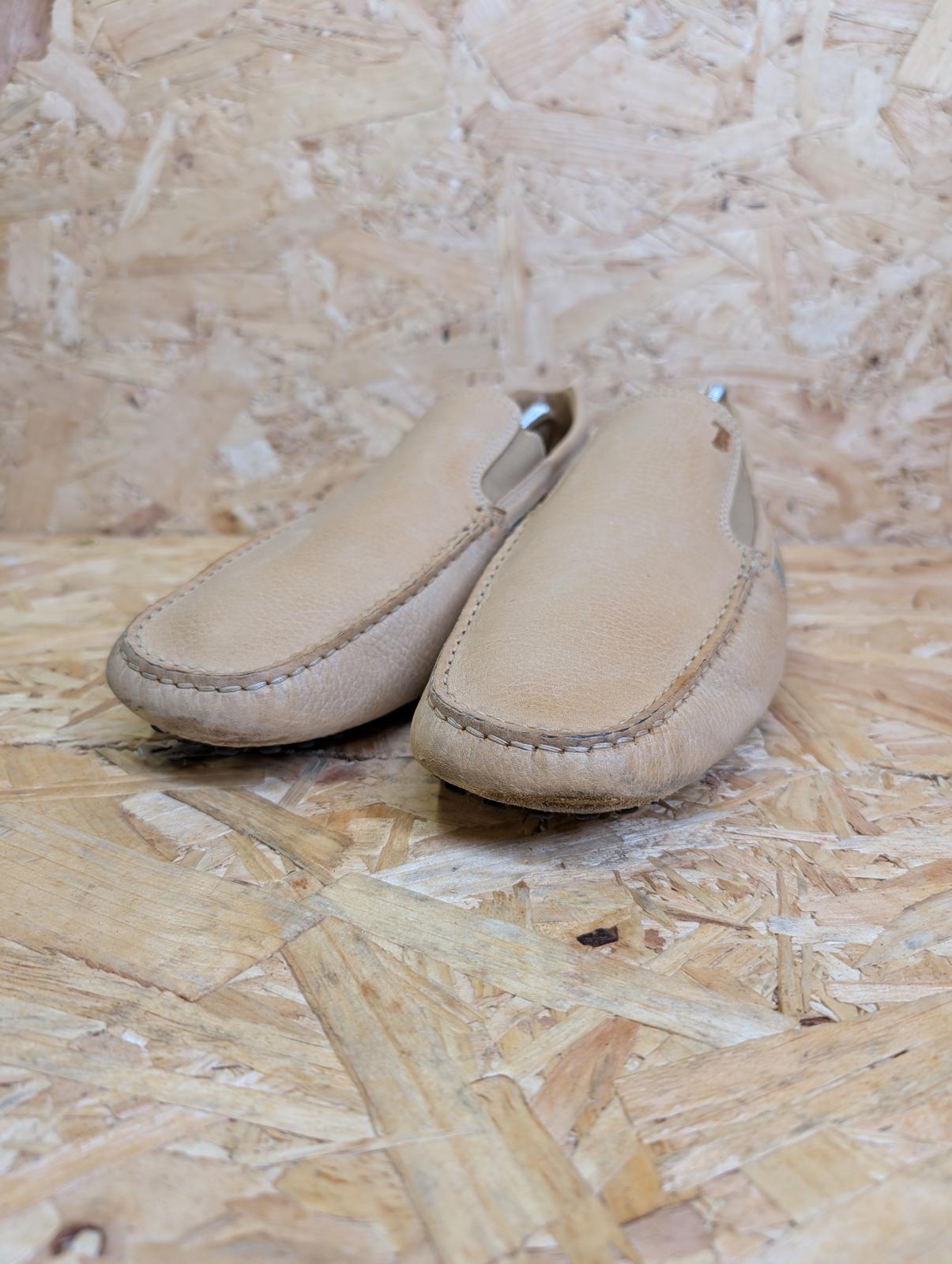 Tods Beige Mens 9 UK 43 EU Leather Gommino Driving Shoes Slip On Boxed RRP £540