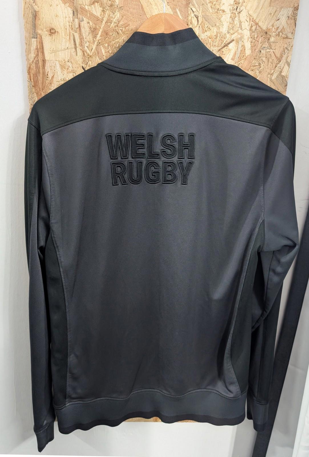 Under Armour WRU Drill Jacket Medium Men Trackie Top Welsh Rugby Black Grey