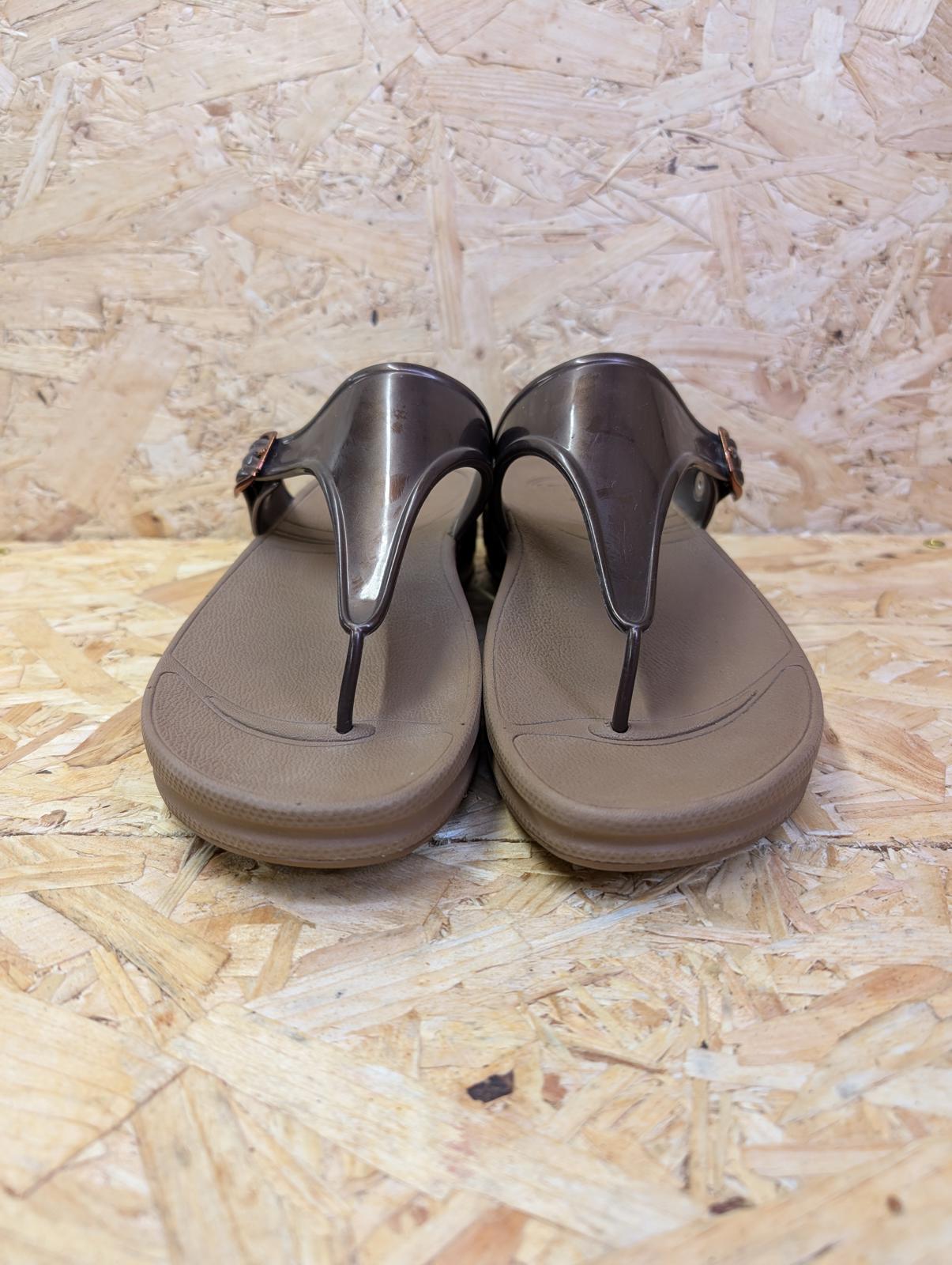 FitFlop Lulu Toe Thong Bronze Rubber Buckle Sandals UK 7 EU 40