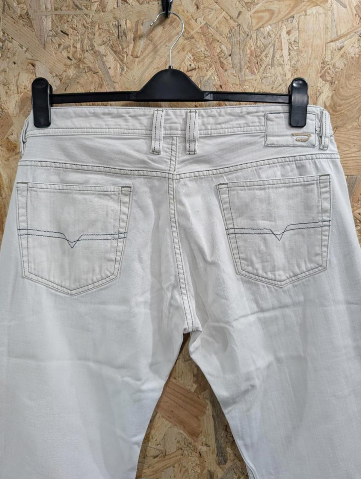 Diesel Viker Jeans W36 L34 0R71L White Denim Regular Fit Straight Leg Button Fly