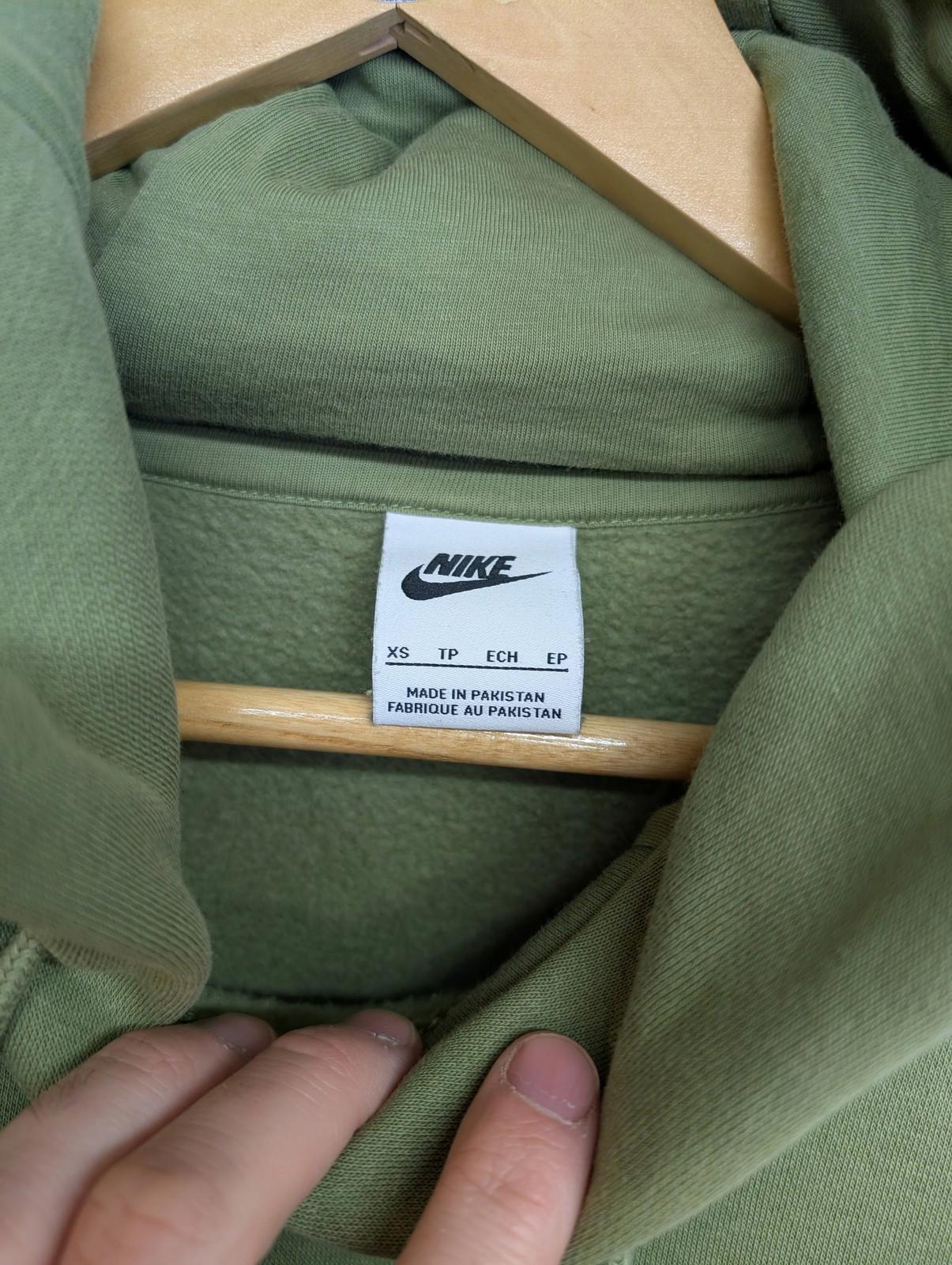 Nike Hoodie XS Men Olive Green Pullover Sweatshirt Centre Swoosh Heavy Duty