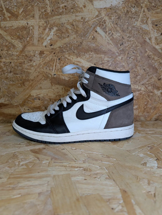 Nike Jordan 1 Retro High Dark Mocha Womens UK 6.5 Leather Suede Brown White