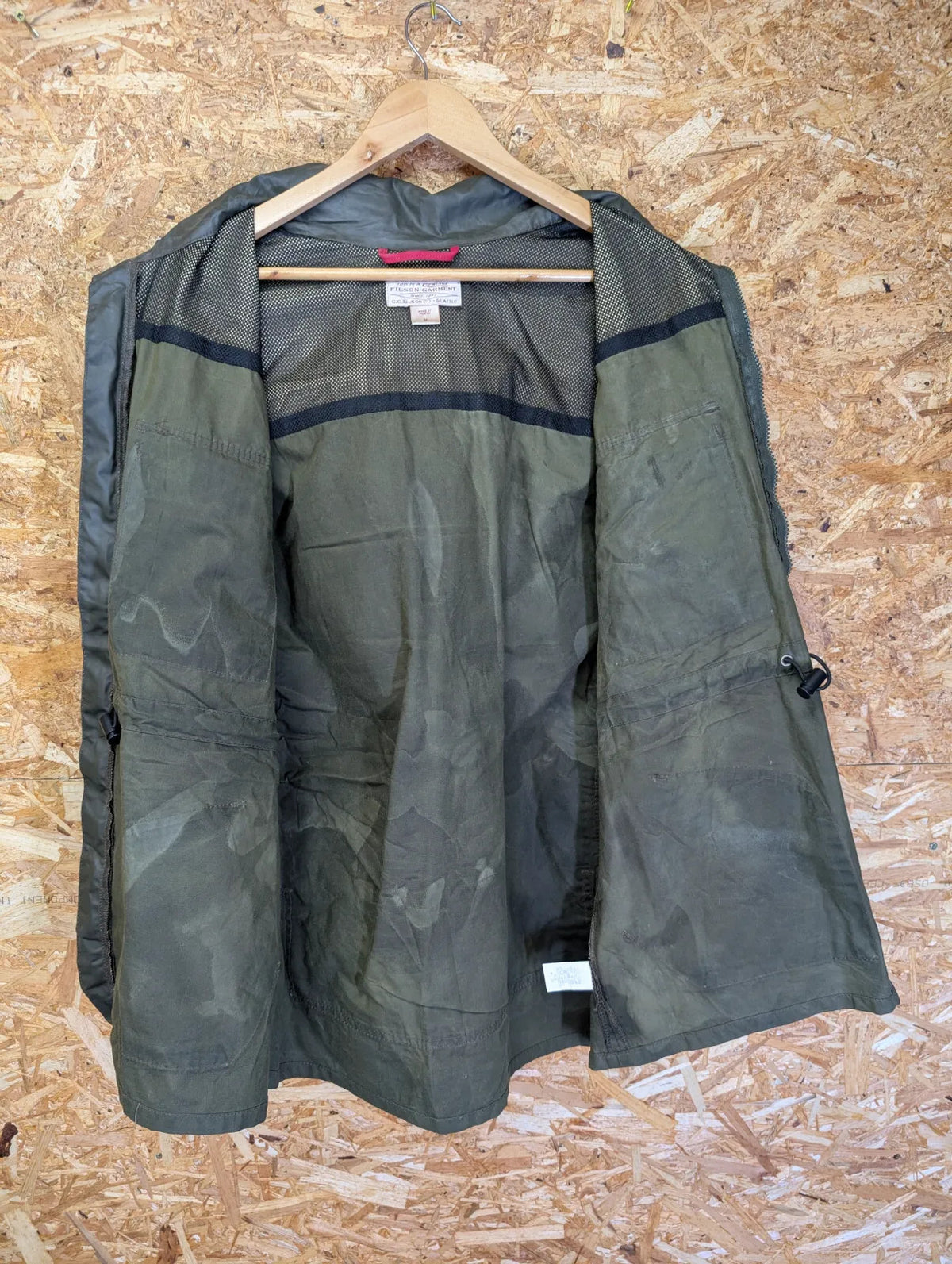Filson Soy Wax Hooded Cruiser Jacket Mens Medium Green Khaki Green Waterproof