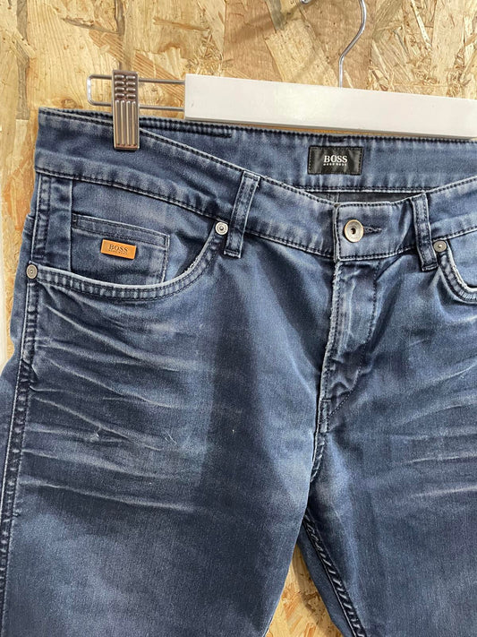 Hugo Boss Slim Straight Jeans W34 L30 Italian Fabric Indigo Blue Denim