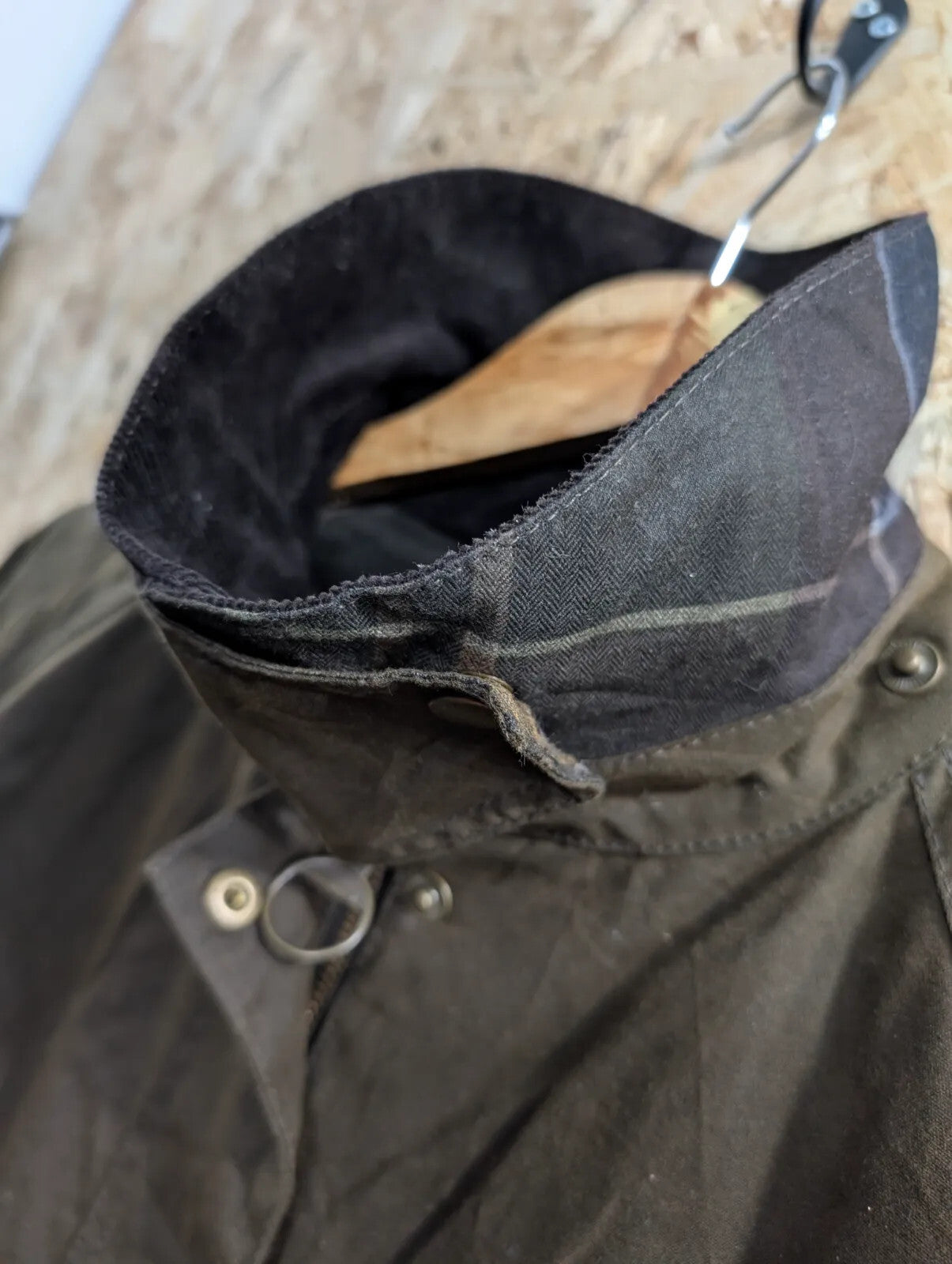 Barbour Acorn Wax Jacket Womens UK20 Olive Waxed Cotton Corduroy Collar Tartan