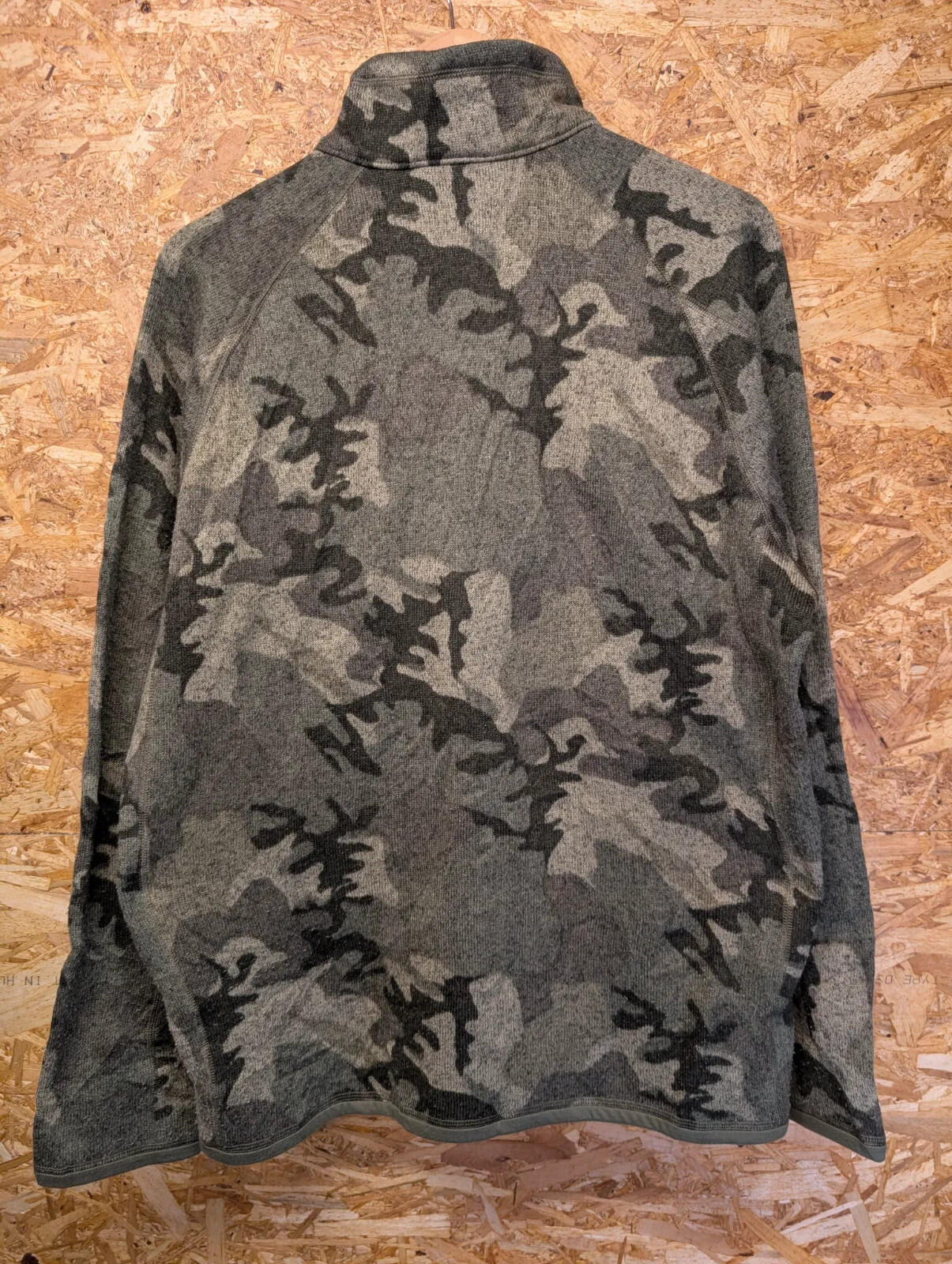 Patagonia Better Sweater Fleece Mens Large Khaki Green Camo Pullover 1/4 Zip