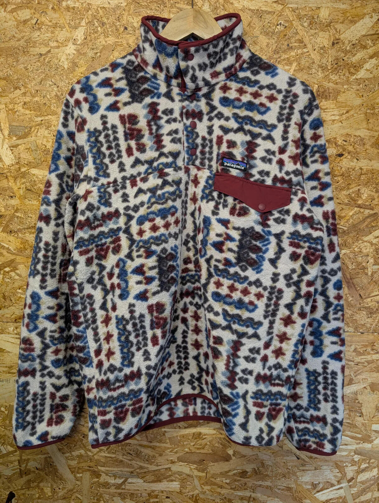 Patagonia Fleece Mens Medium Pattern Cream Red BluePullover Synchilla Snap-T