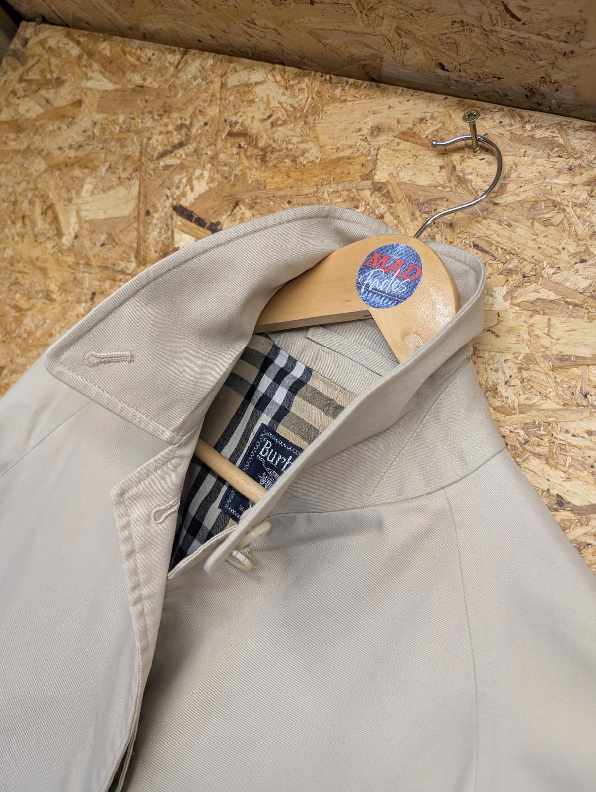 Burberrys London Trench Coat Size 8 Medium Women Beige Nova Check Vintage 90s