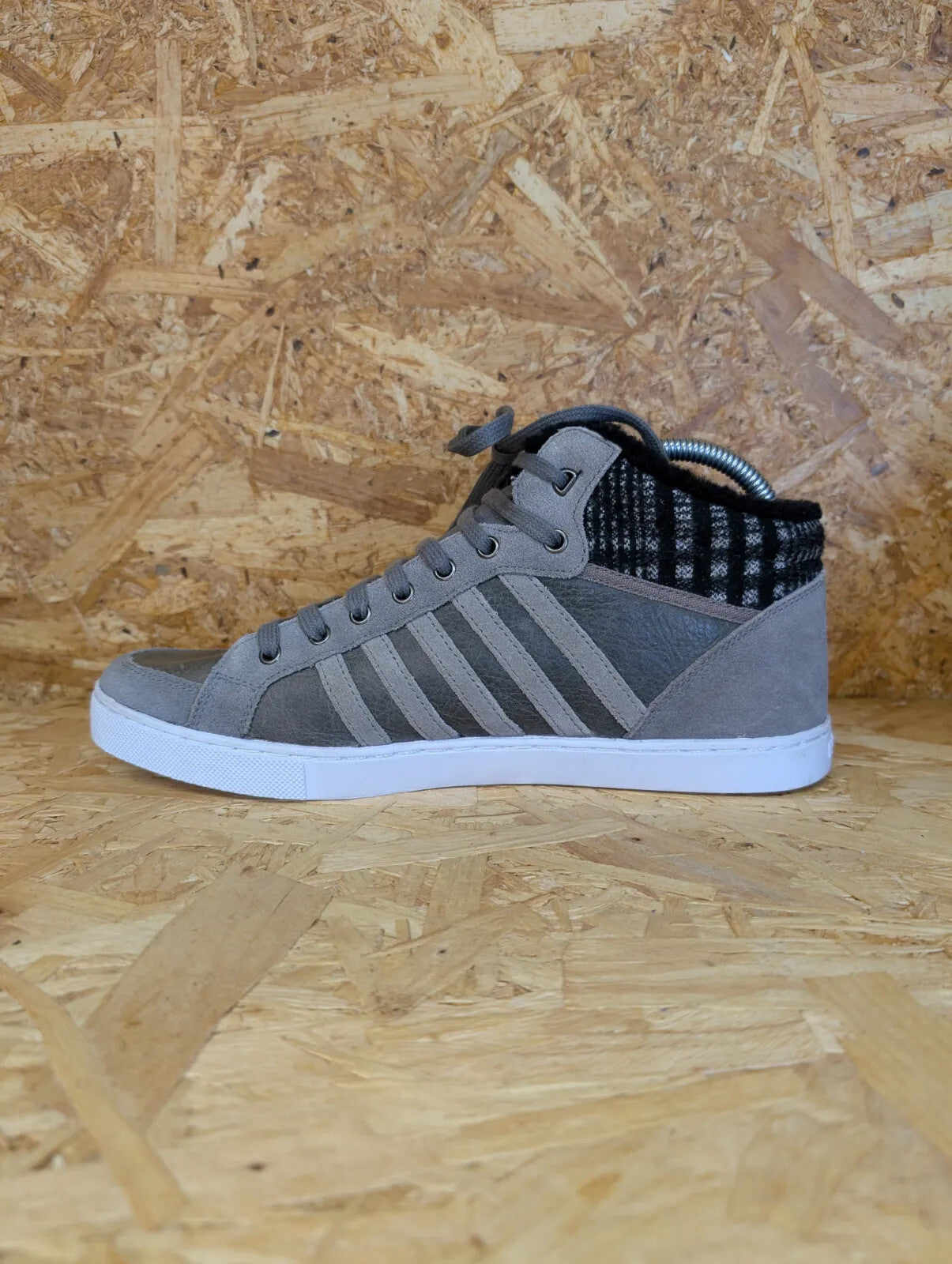 K Swiss High Top Sneakers Mens UK 8.5 Grey Suede Fleece Lining Court Mid Lace