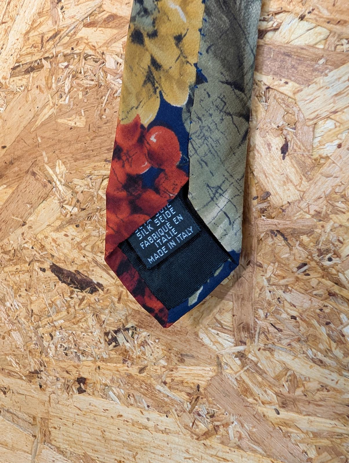 Hugo Boss Silk Tie 61" 154cm Made In Italy Navy Blue Red Floral Pattern