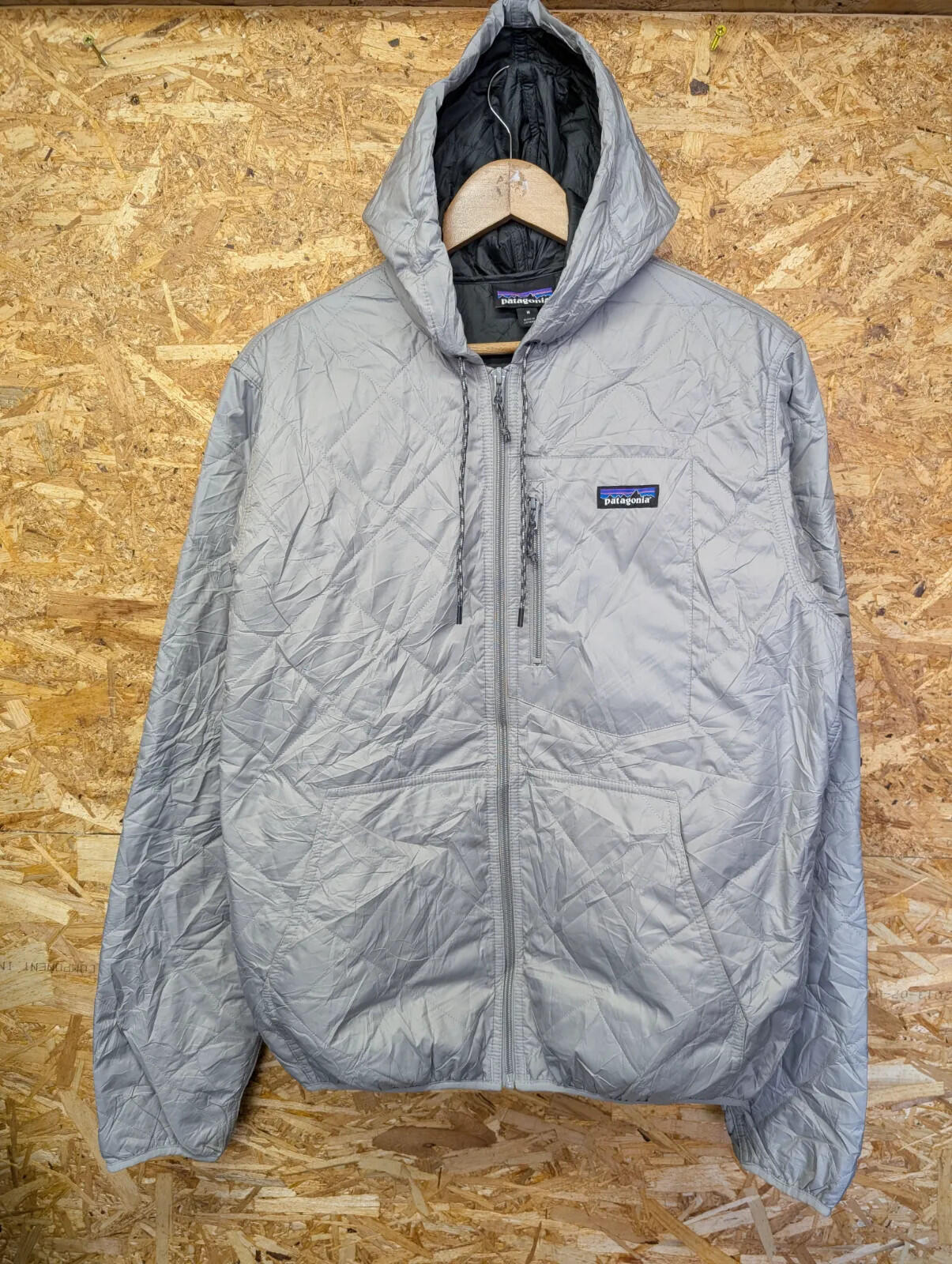 Patagonia Diamond Quilted Bomber Hoody Mens Medium Grey Coat Quilted Jacket