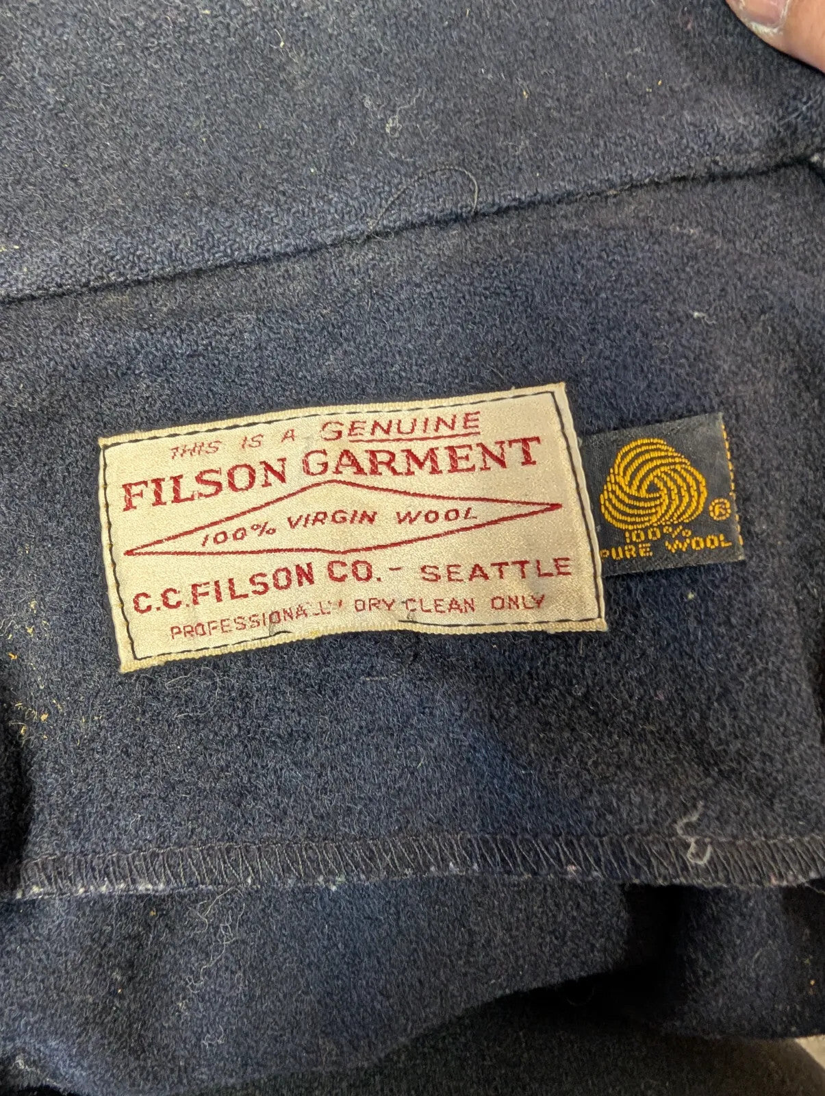 Filson Mackinaw Wool Cruiser Jacket Mens XL 44 Navy Blue USA Elbow Pads Vintage