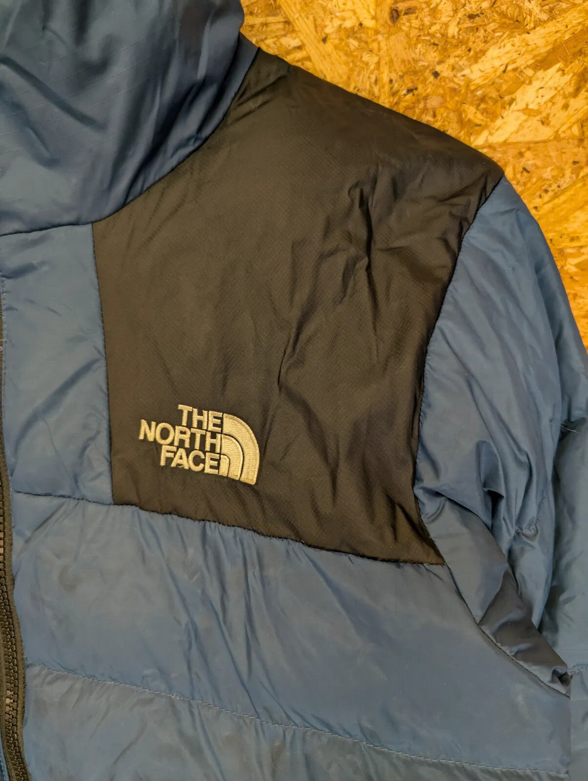 North Face 700 Nuptse Puffer Jacket Mens XS Blue Black Nylon Down Feathers