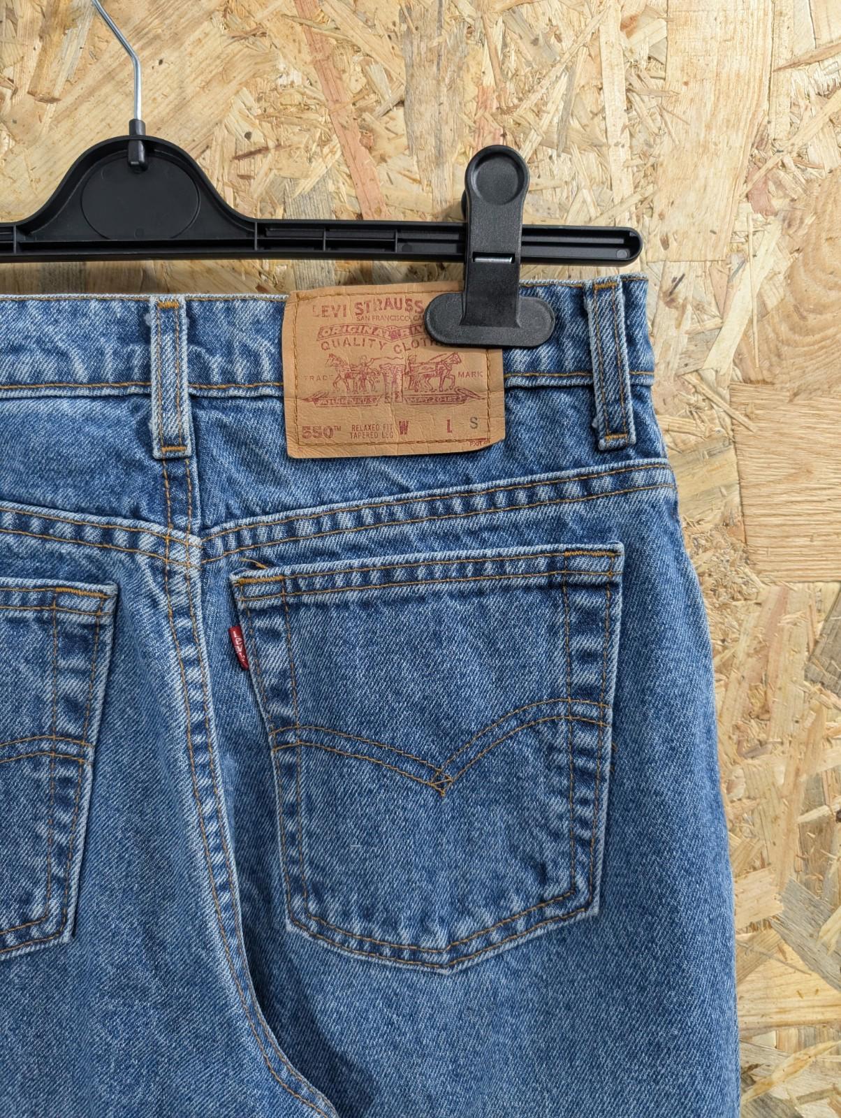 Levis 550 Jeans W28 L30 USA Made Vintage 90s Blue Denim Relaxed Fit Tapered Leg