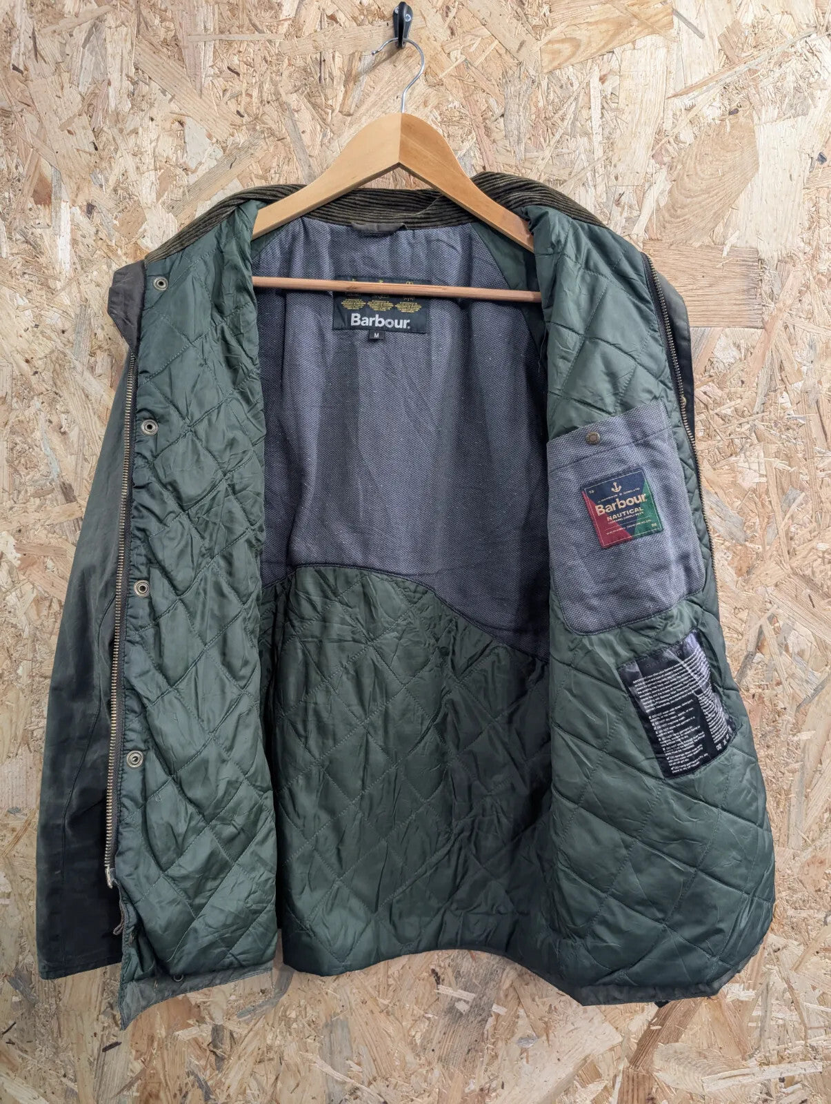 Barbour Sark Jacket Mens Medium Olive Green Waxed Cotton Quilted Cord Collar