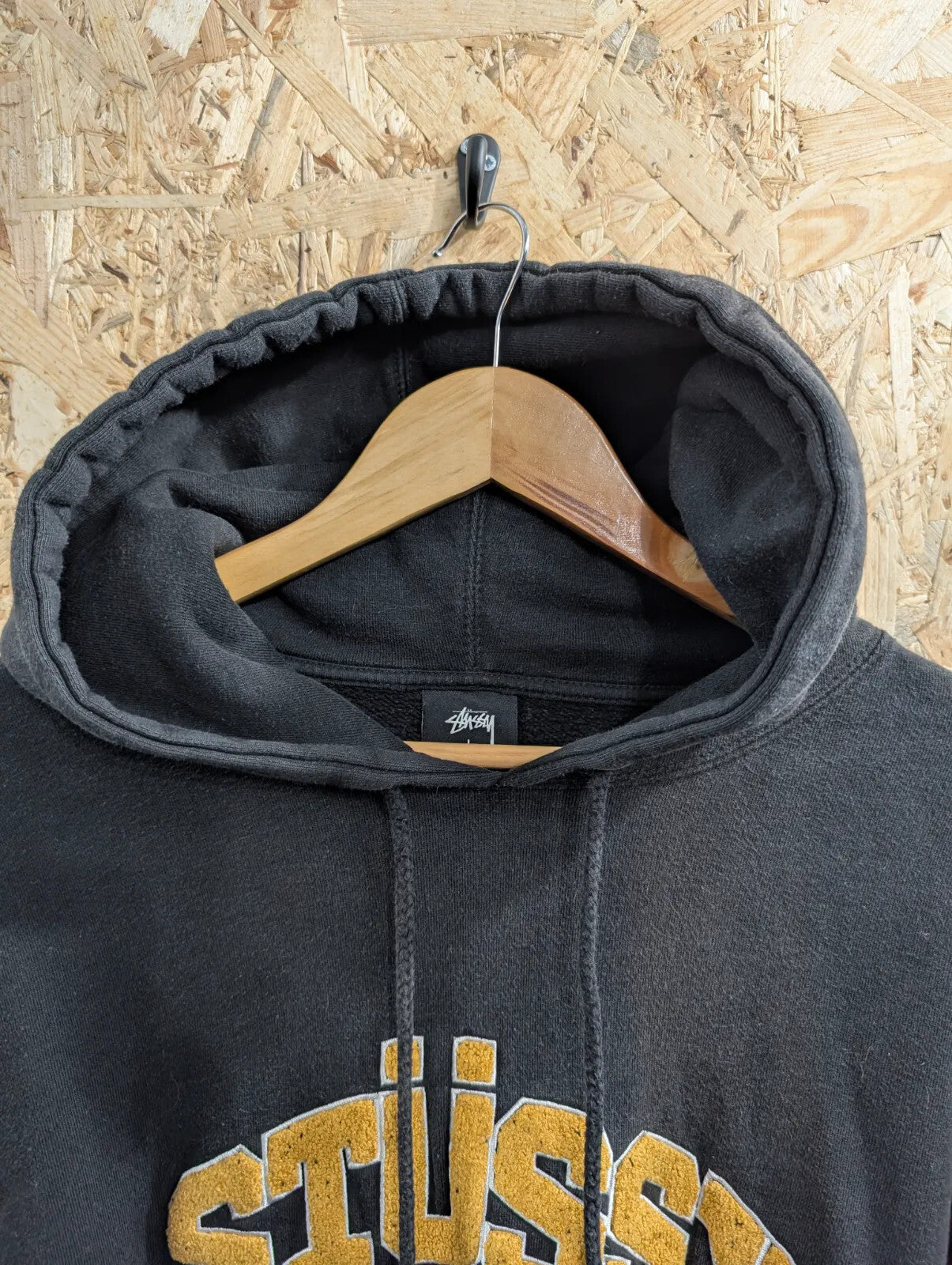 Stussy Hoodie Large Black Pullover Streetwear Embroidered Sweater Chenille Arch