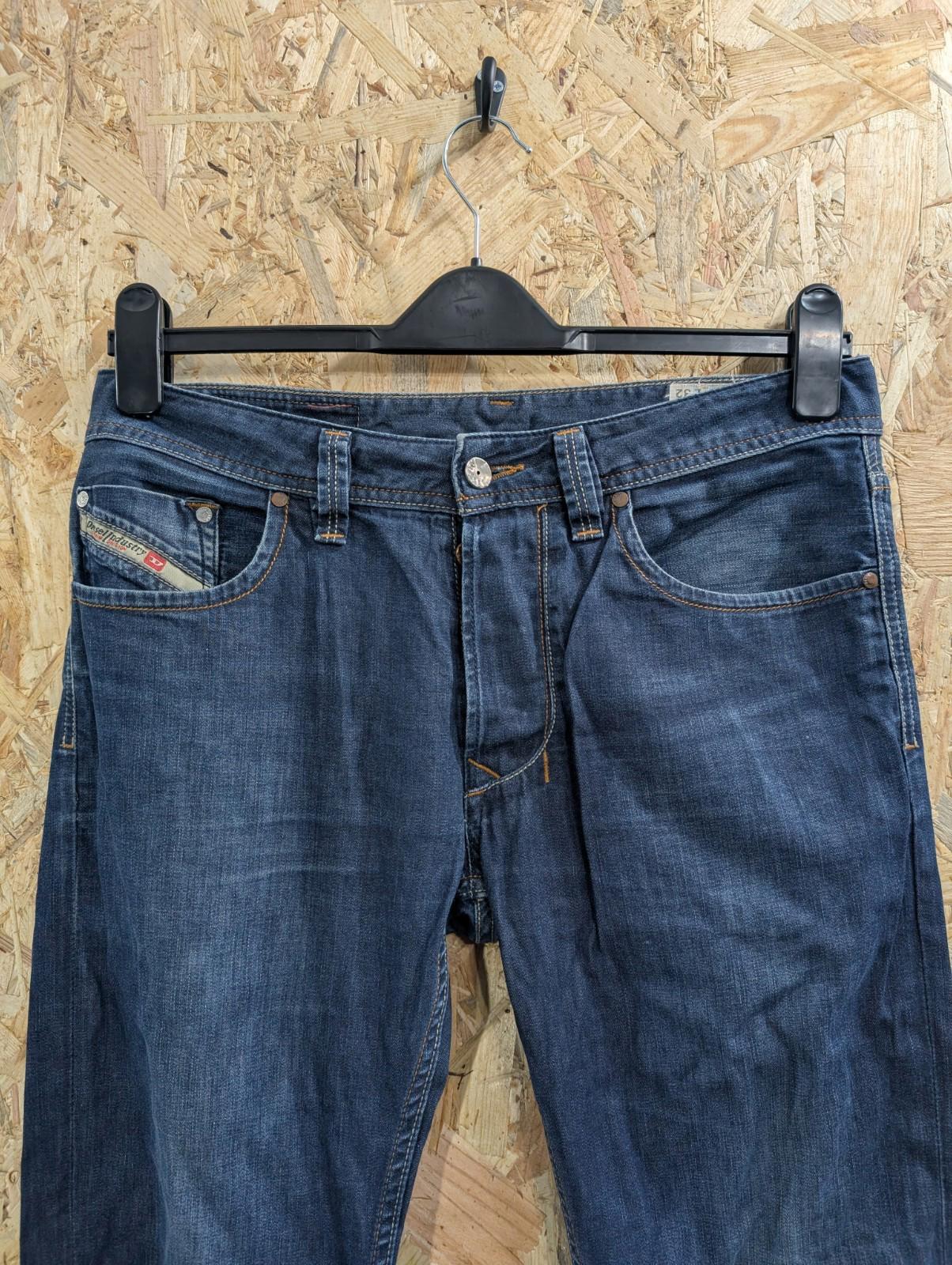 Diesel Larkee Jeans W30 L29 Soft Denim 0802A Mid Blue Regular Straight Button