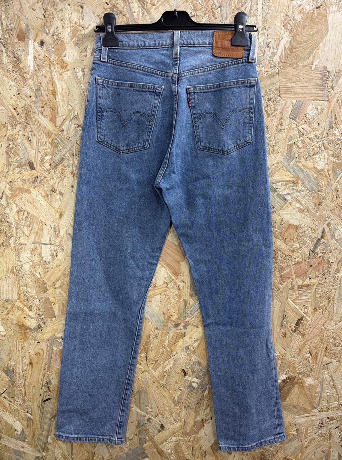 Vintage Levis 501 Jeans Size 6 W25 L26 Women Mid Blue Stonewashed Button Fly