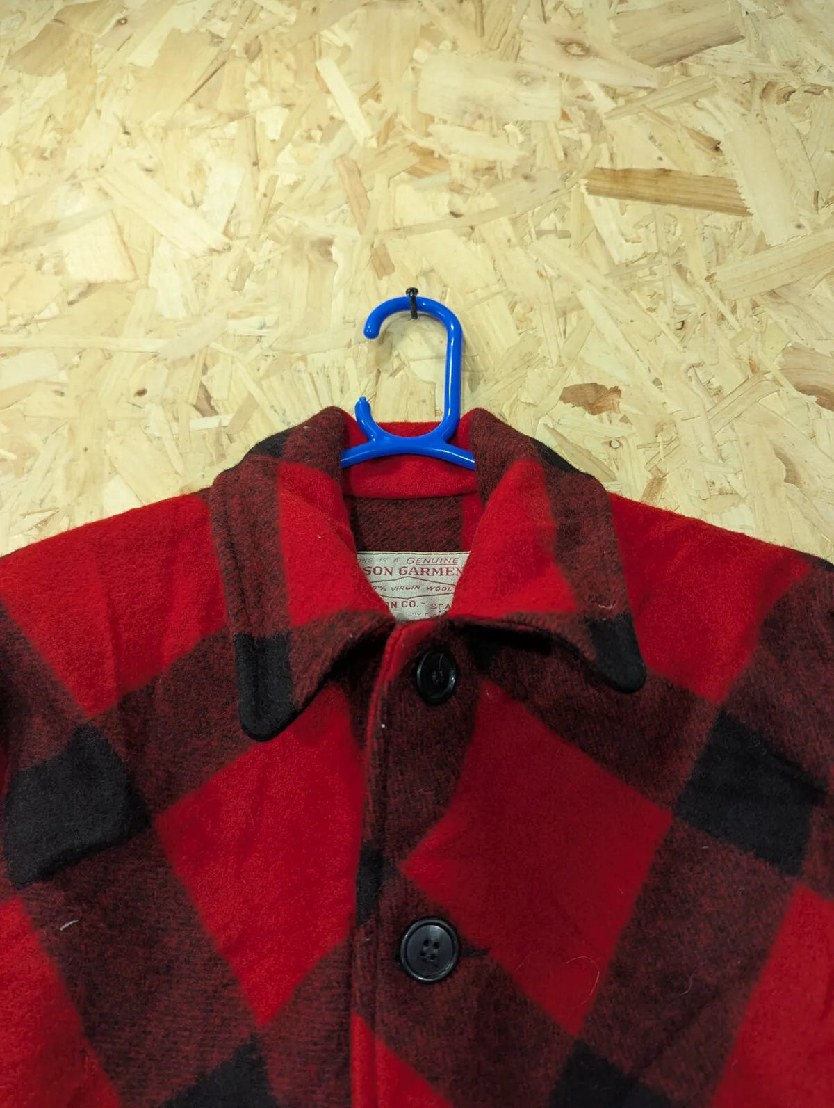 Filson Double Mackinaw Jacket Mens Small 38 Red Black Wool Plaid USA Vintage 80s