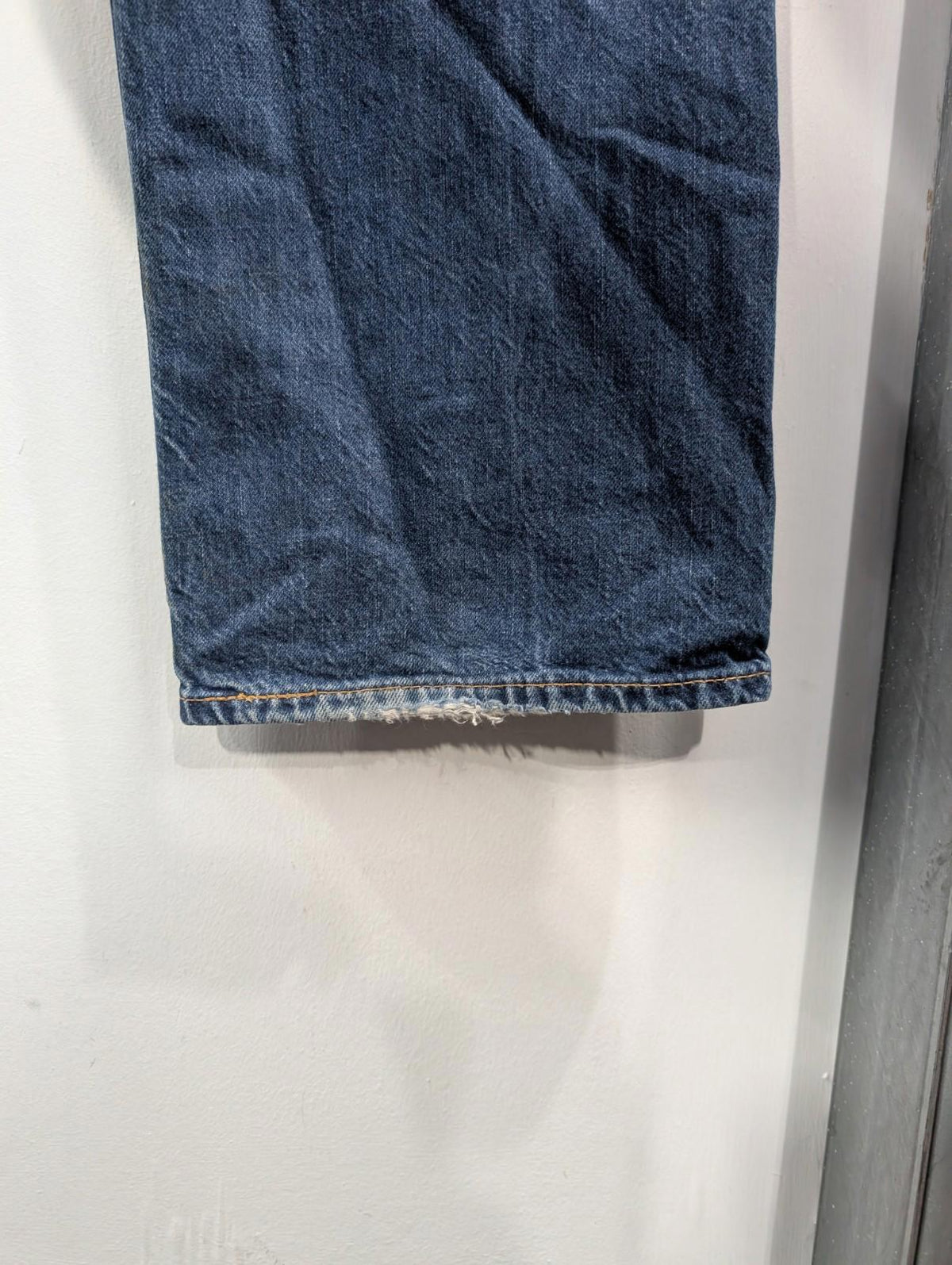 Levis 501 Blue Jeans W32 L34 Men Big E Premium Straight Leg Denim Blue Mid Wash