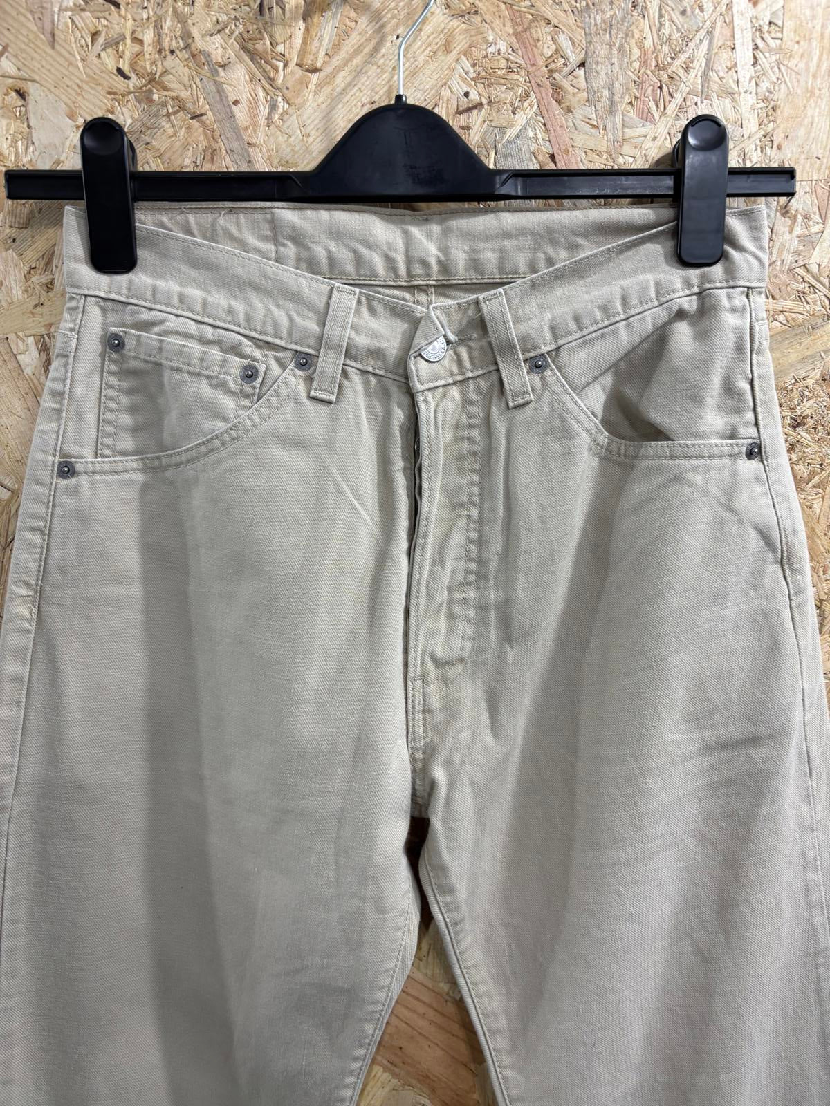 Vintage Levis 551 Beige Jeans W29 L34 Classic Fit Straight Leg 90s Button Fly
