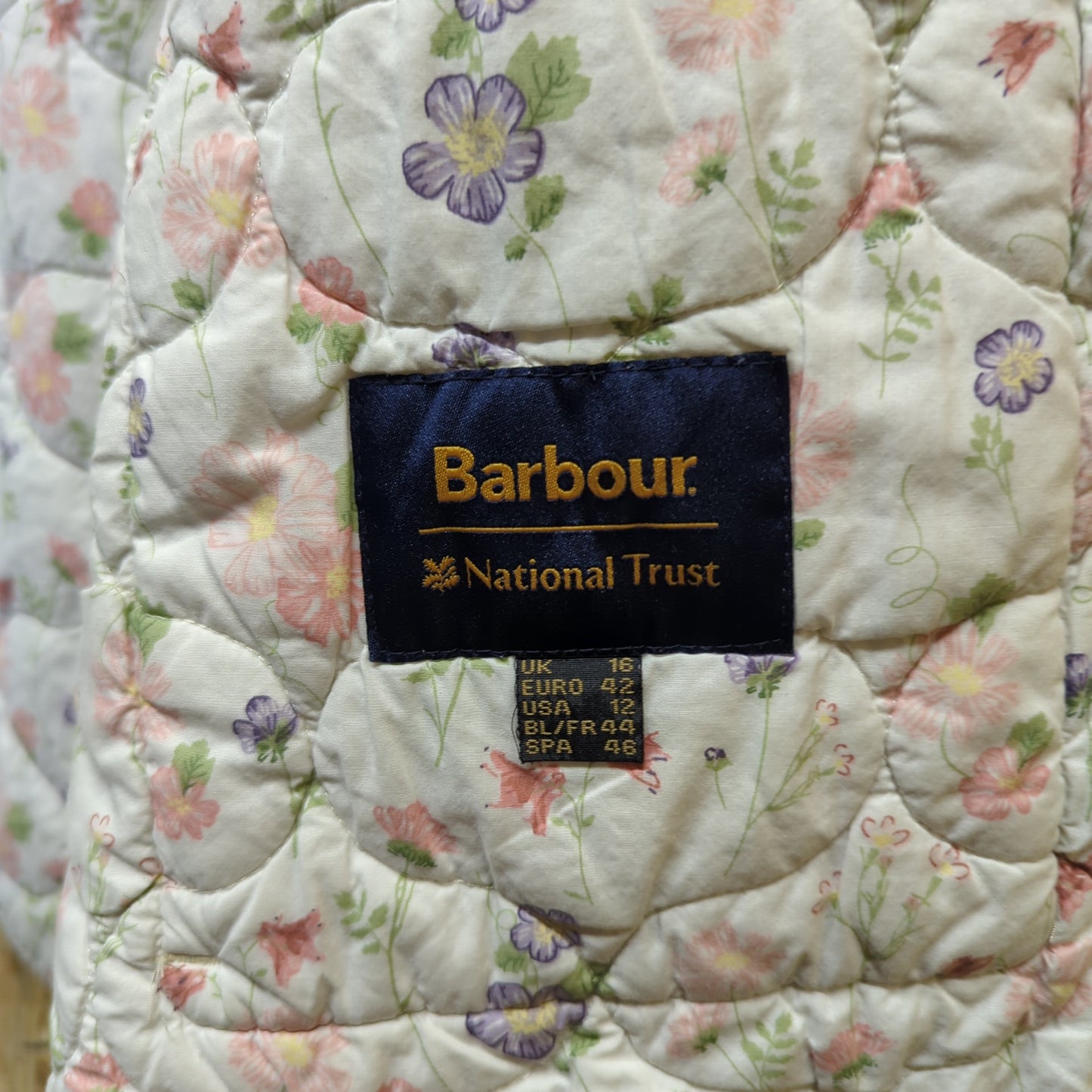 Barbour National Trust Harebell Quilted Jacket Cream Short Padded Coat Womens 16